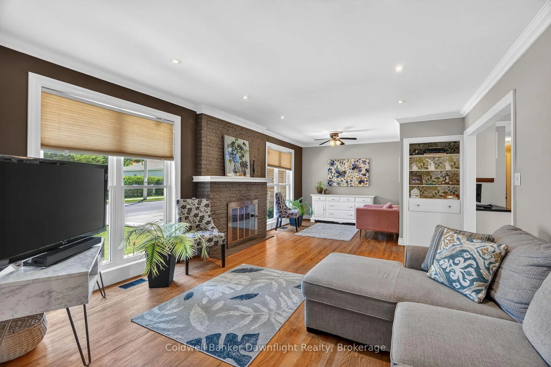 Photo 8 of 116 Sanders Street E, South Huron, Exeter — HOMEH