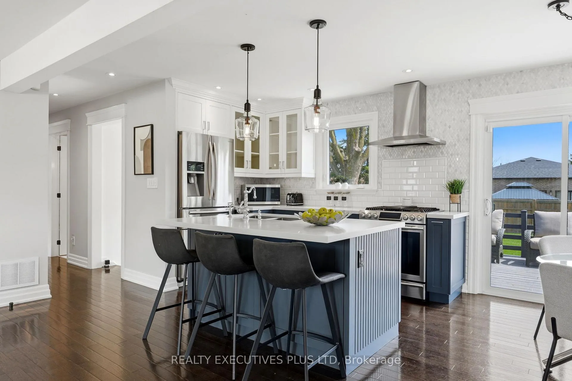 Photo 12 of 9 Hazelbury Drive, King, Nobleton — HOMEH