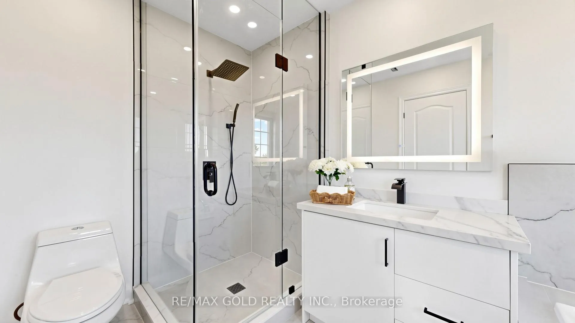 Photo 25 of 9 Edgewater Court, Brampton, Sandringham-Wellington — HOMEH