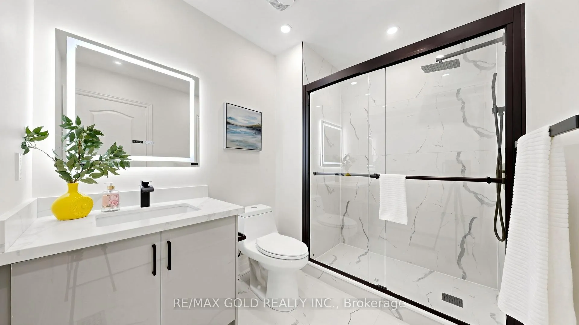Photo 33 of 9 Edgewater Court, Brampton, Sandringham-Wellington — HOMEH