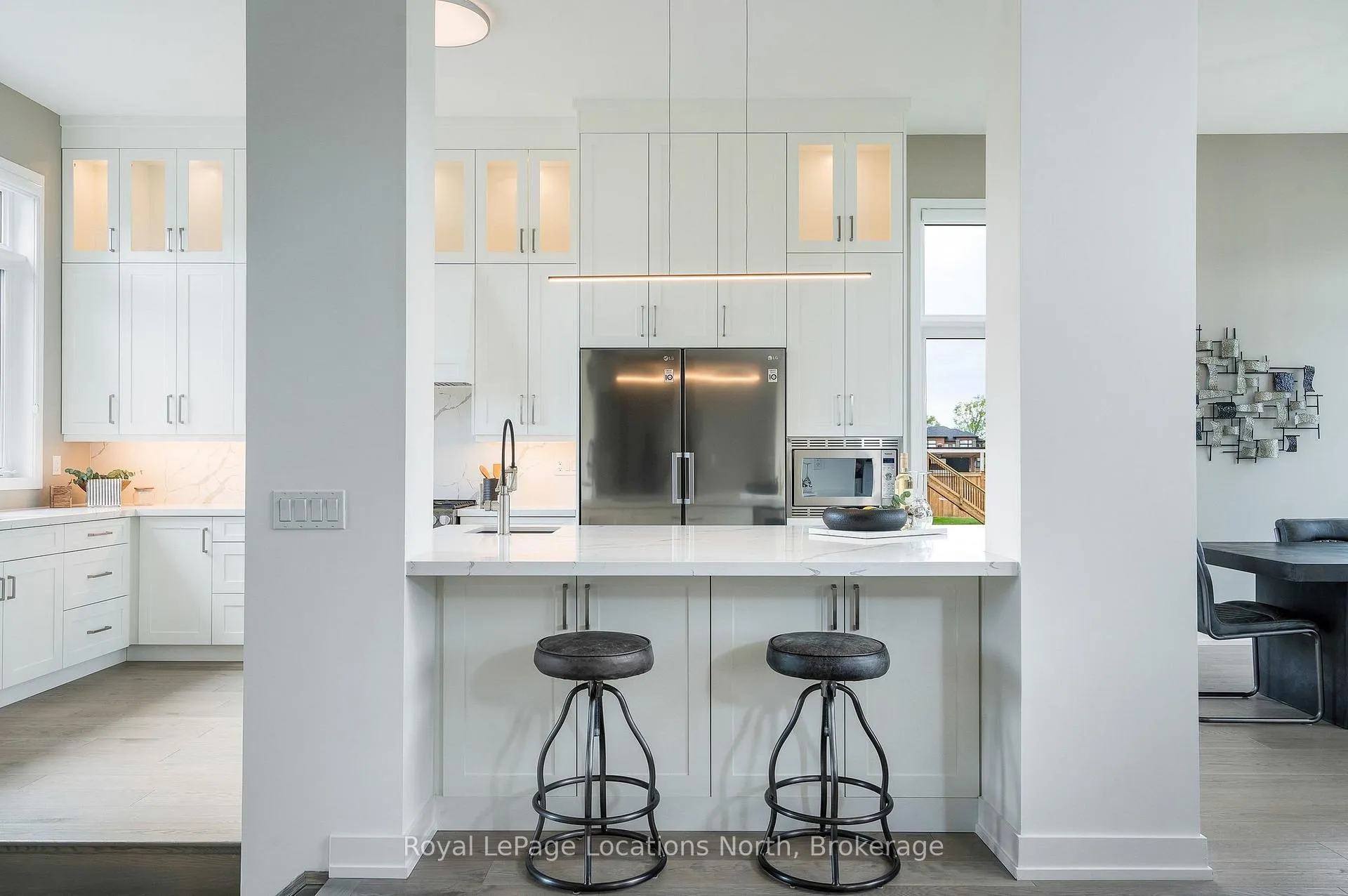 Photo 6 of 116 Stoneleigh Drive, Blue Mountains — HOMEH