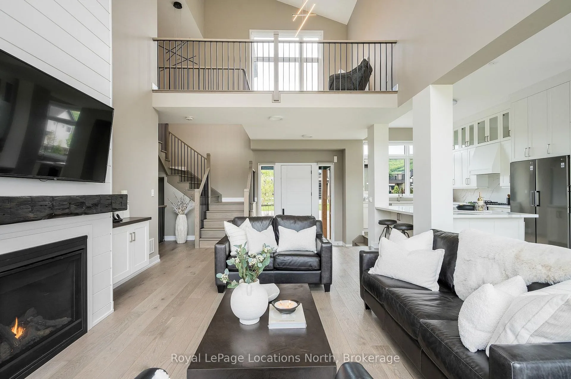 Photo 18 of 116 Stoneleigh Drive, Blue Mountains — HOMEH