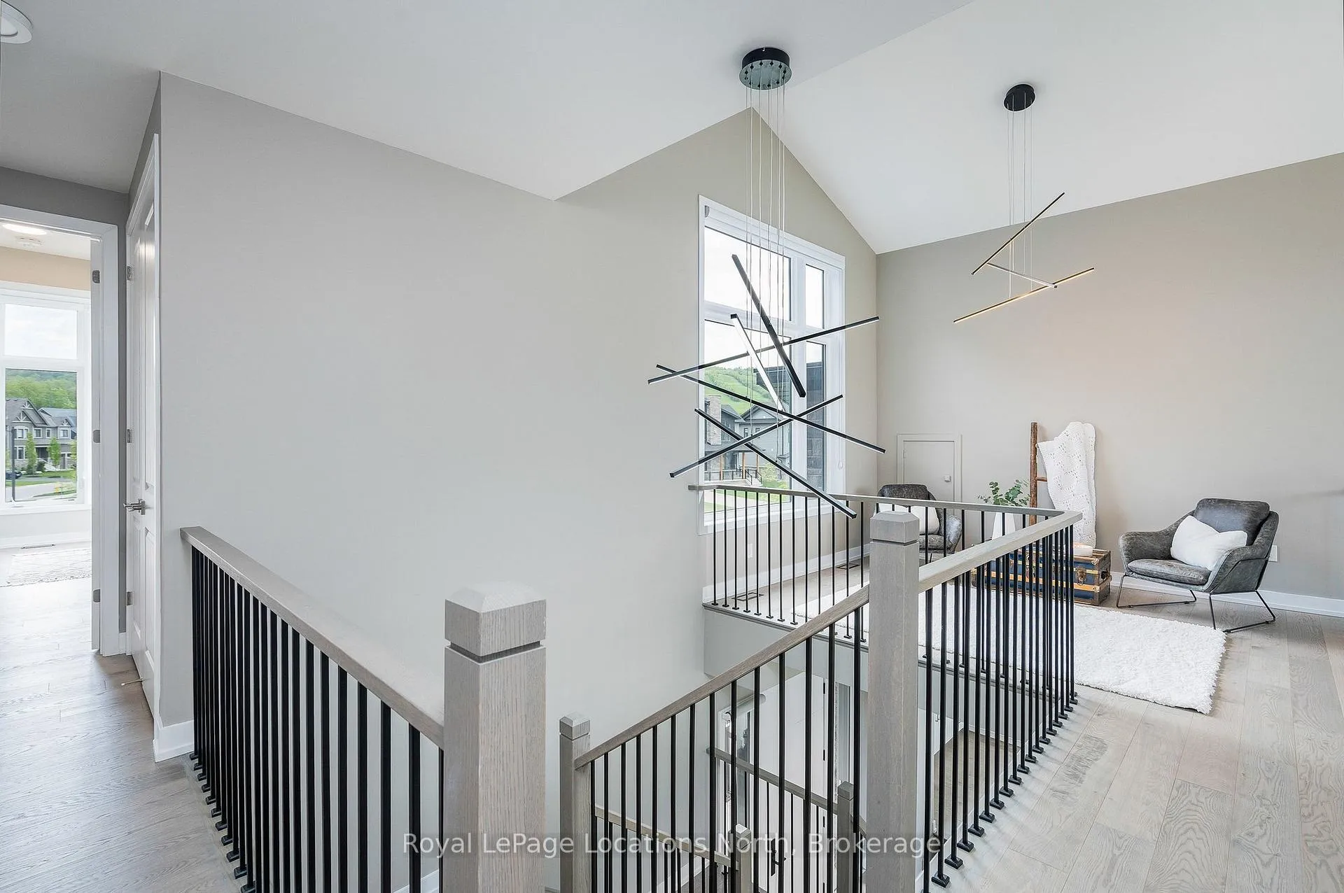 Photo 32 of 116 Stoneleigh Drive, Blue Mountains — HOMEH