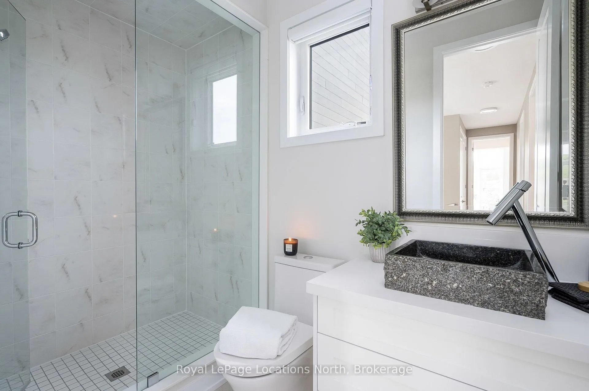 Photo 35 of 116 Stoneleigh Drive, Blue Mountains — HOMEH