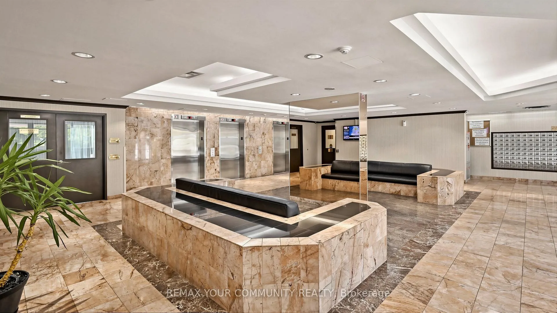 Photo 5 of Unit 1215, 1 Rowntree Road, Etobicoke, Mount Olive-Silverstone-Jamestown — HOMEH