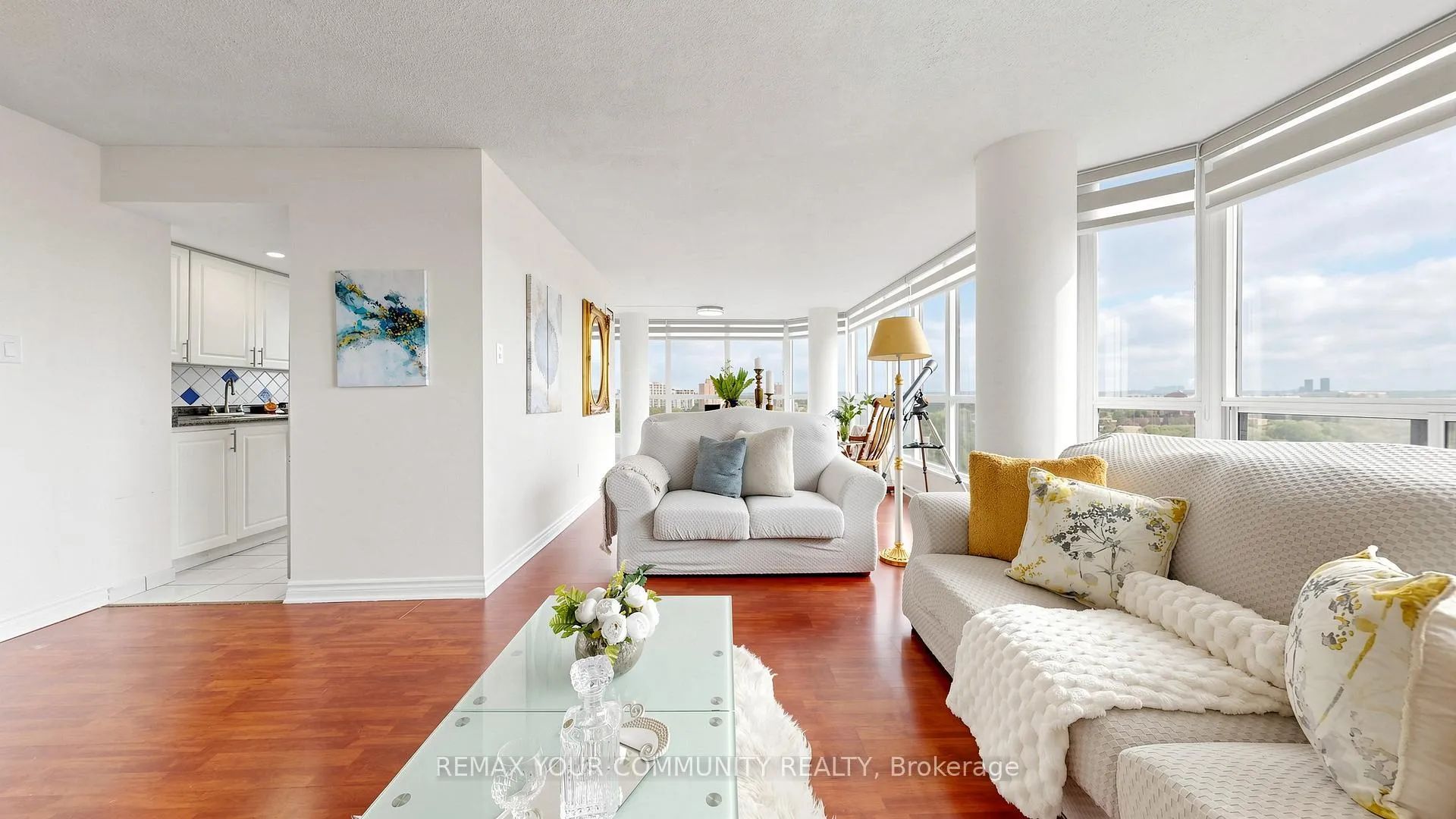 Photo 12 of Unit 1215, 1 Rowntree Road, Etobicoke, Mount Olive-Silverstone-Jamestown — HOMEH