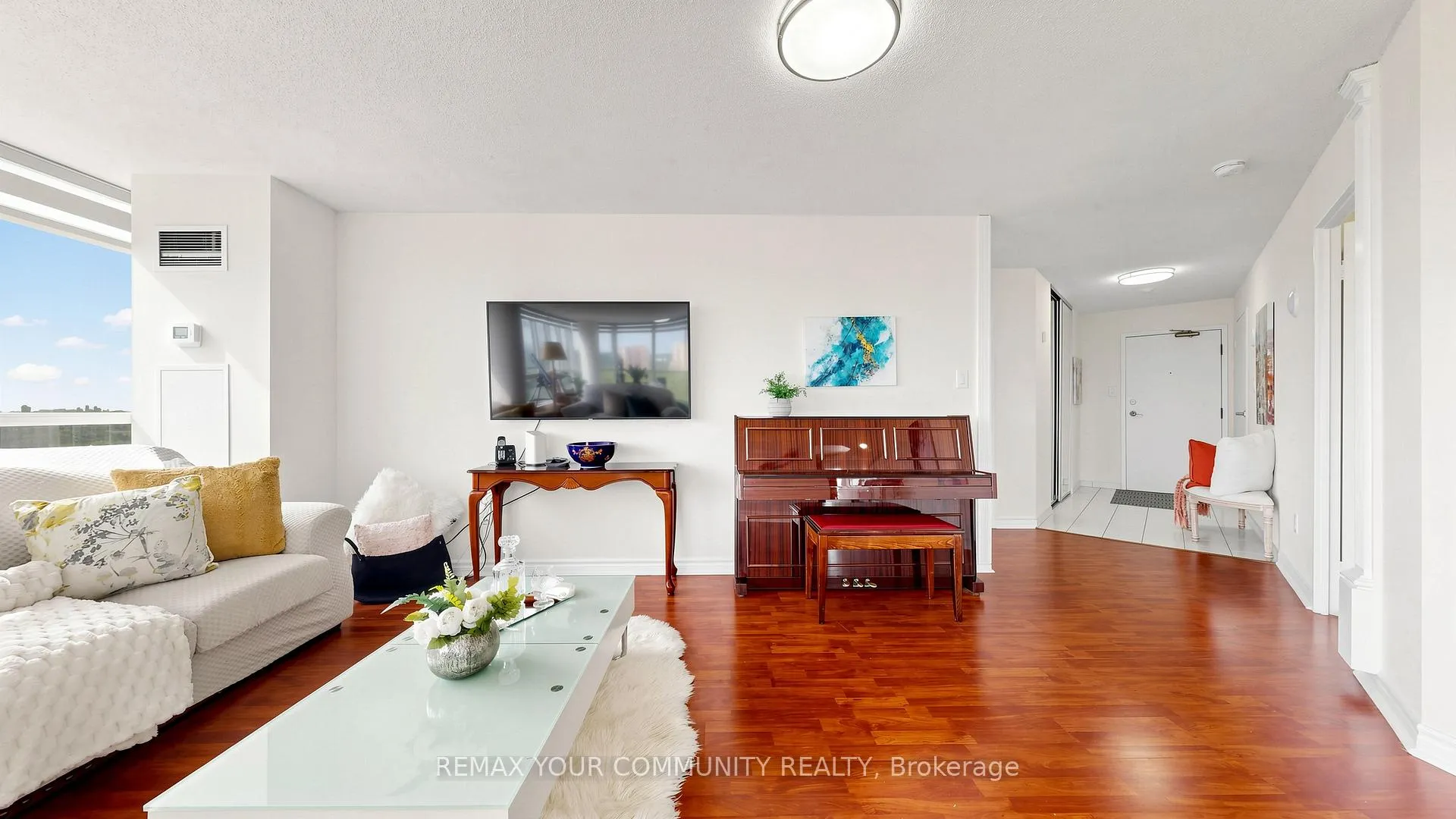 Photo 15 of Unit 1215, 1 Rowntree Road, Etobicoke, Mount Olive-Silverstone-Jamestown — HOMEH
