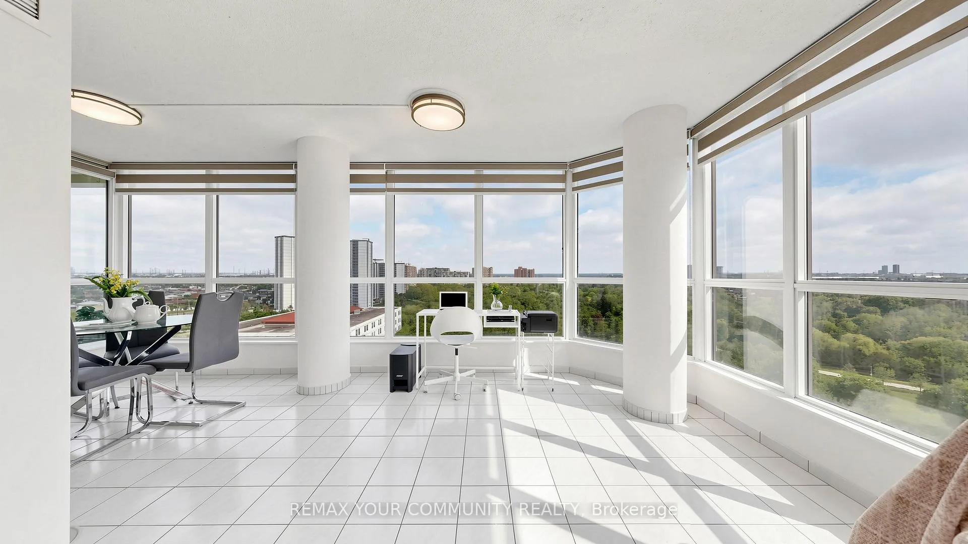 Photo 18 of Unit 1215, 1 Rowntree Road, Etobicoke, Mount Olive-Silverstone-Jamestown — HOMEH