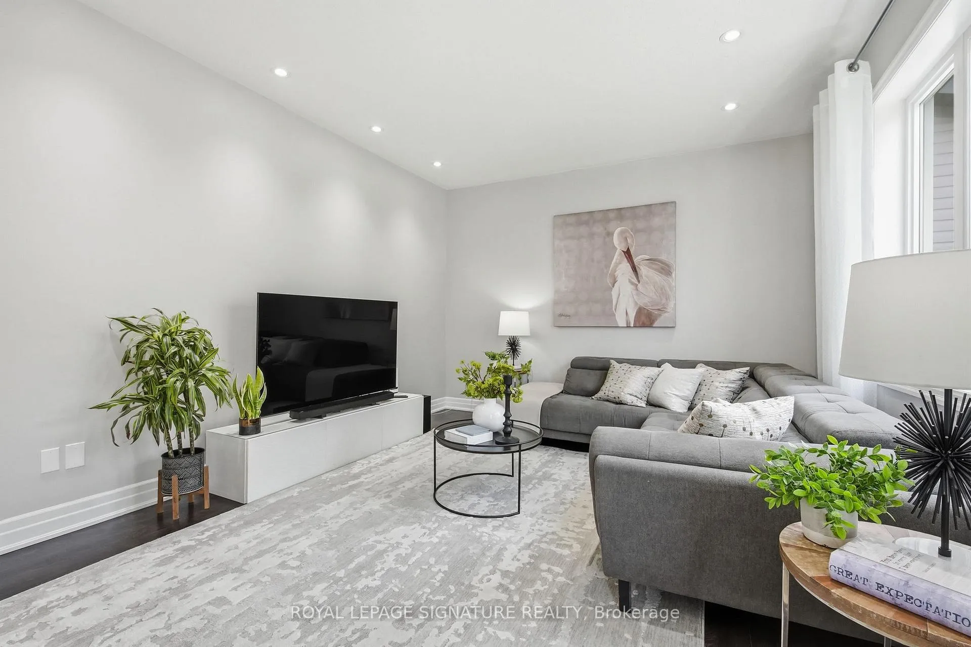 Photo 5 of 24 Fred Mason Street, Georgina, Keswick South — HOMEH