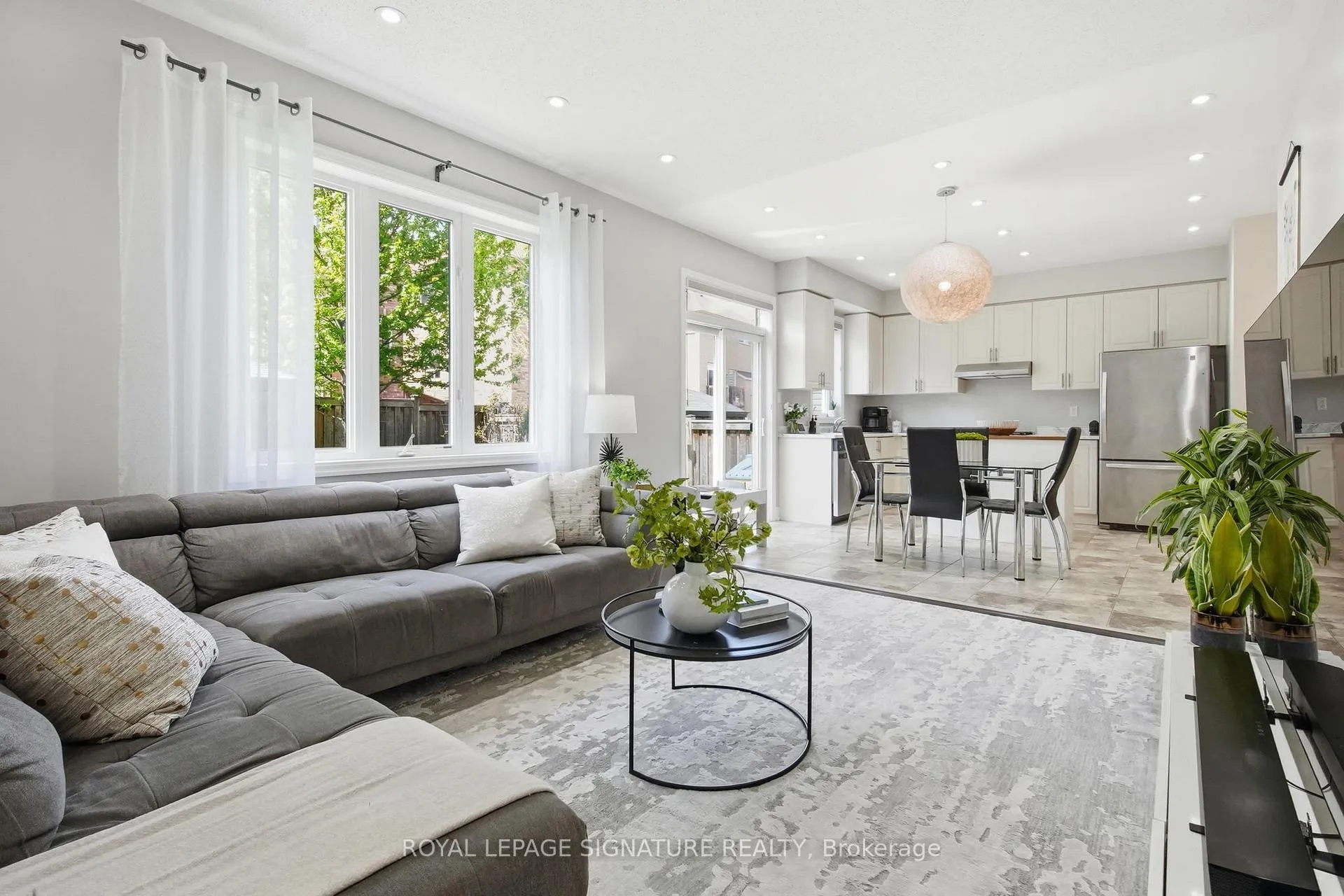 Photo 6 of 24 Fred Mason Street, Georgina, Keswick South — HOMEH