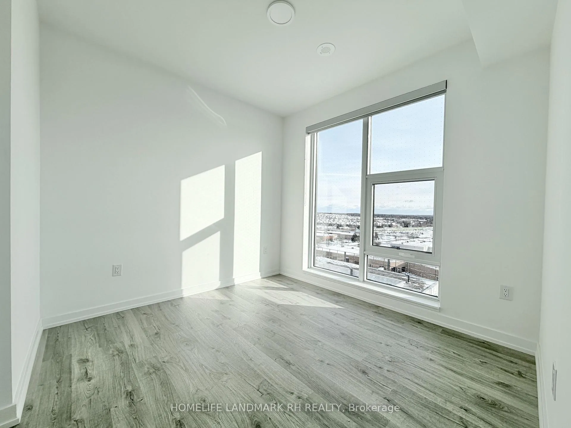 Photo 10 of Unit 1003, 9763 Markham Road, Markham, Greensborough — HOMEH
