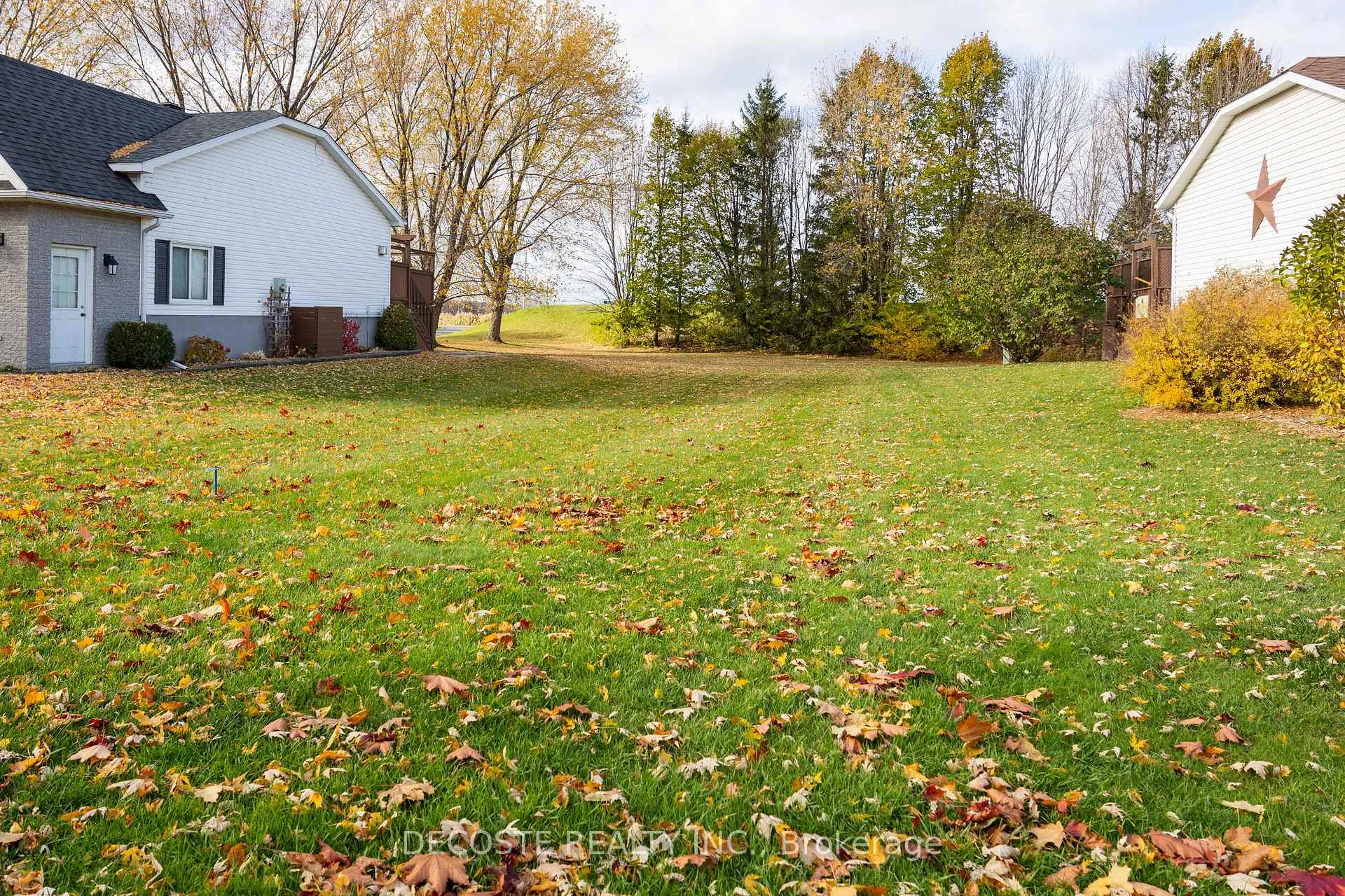 Photo 4 of McNaughton Court, South Glengarry, South Glengarry (Lancaster) Twp — HOMEH