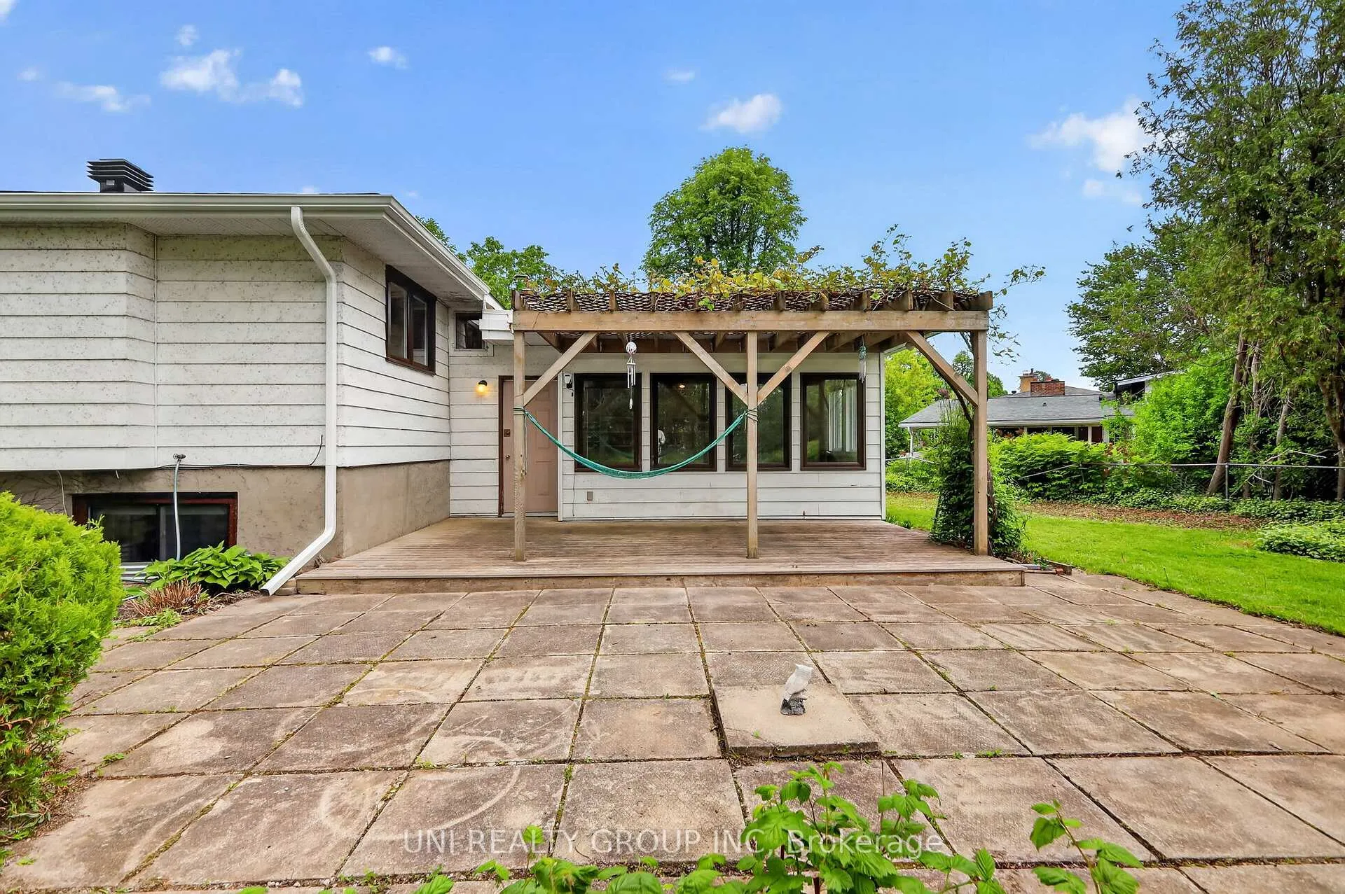 Photo 30 of 2554 Egan Road, Ottawa, Mooneys Bay/Riverside Park — HOMEH