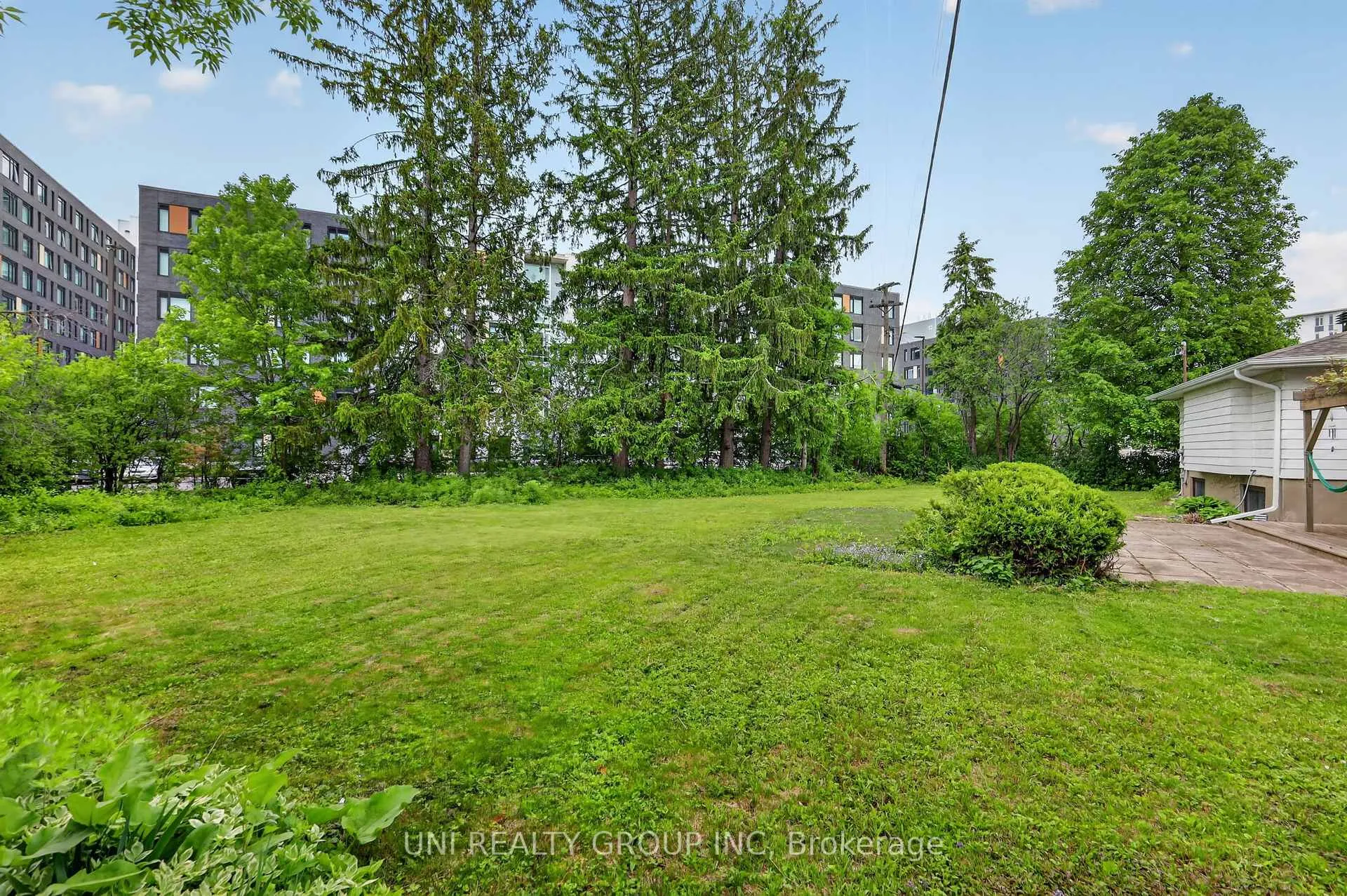 Photo 32 of 2554 Egan Road, Ottawa, Mooneys Bay/Riverside Park — HOMEH