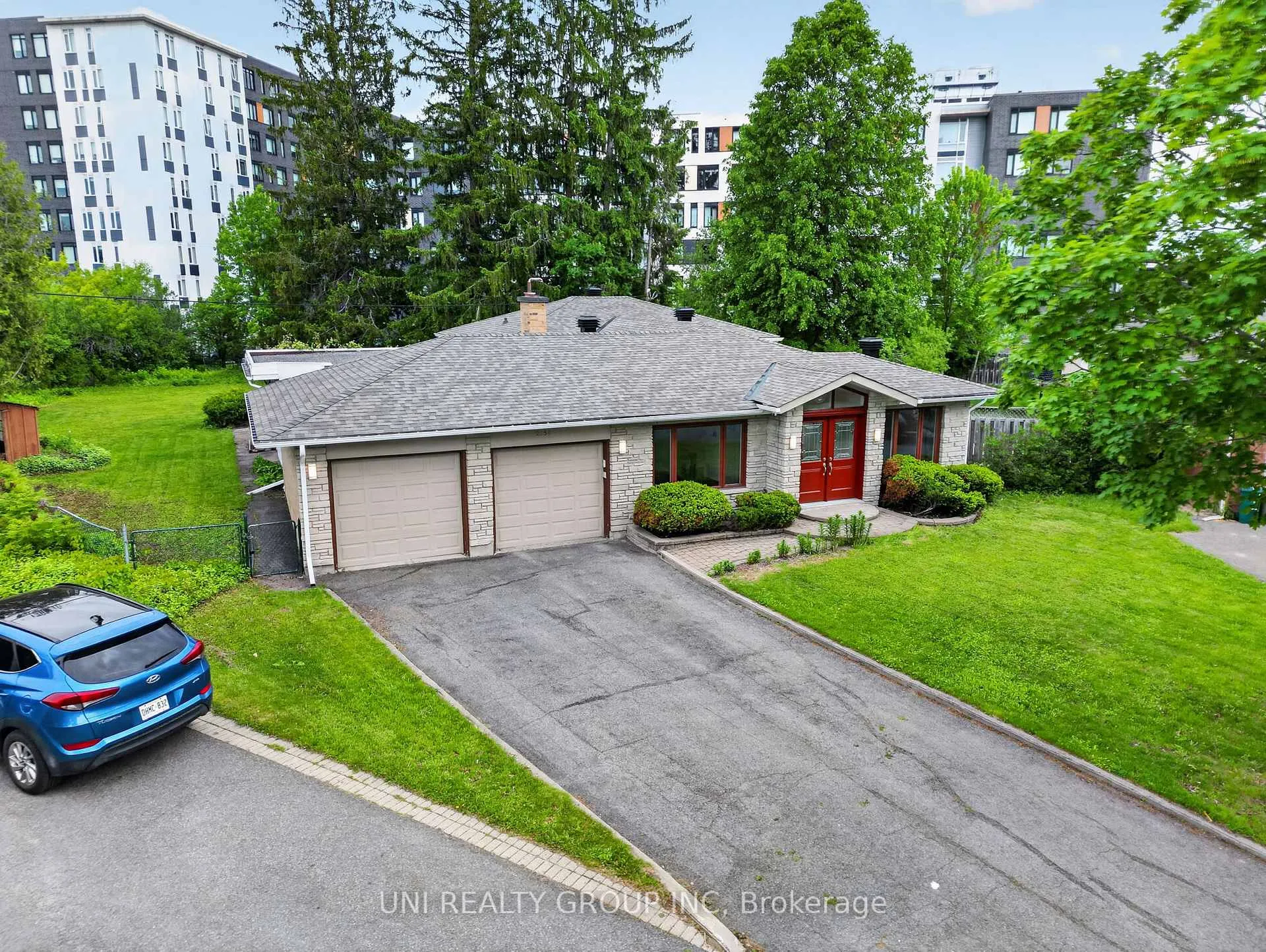 Photo 35 of 2554 Egan Road, Ottawa, Mooneys Bay/Riverside Park — HOMEH