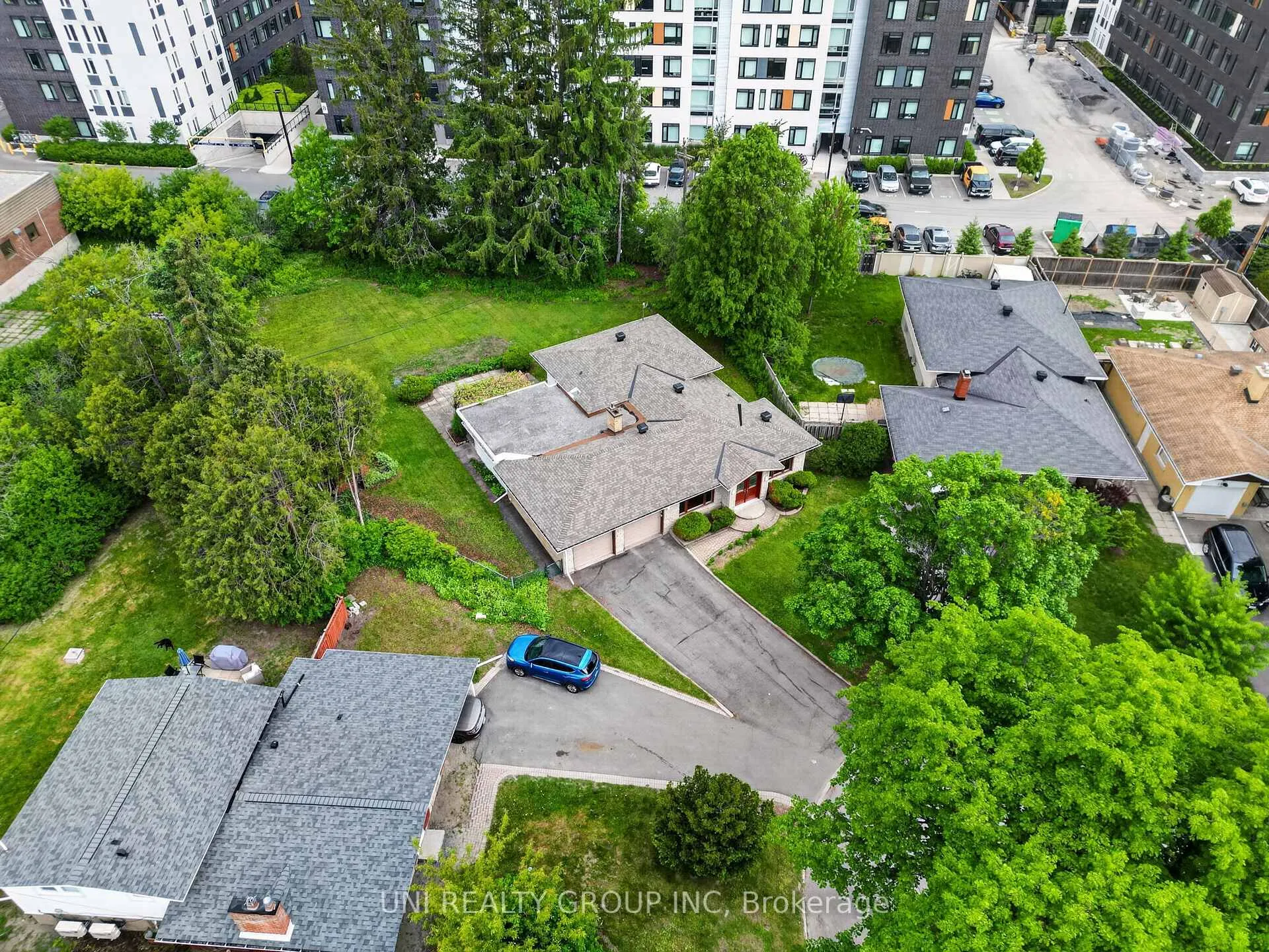 Photo 36 of 2554 Egan Road, Ottawa, Mooneys Bay/Riverside Park — HOMEH