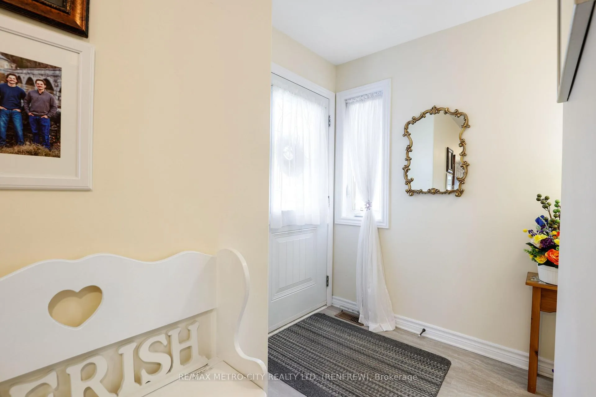 Photo 5 of 178 Elk Street, Renfrew — HOMEH