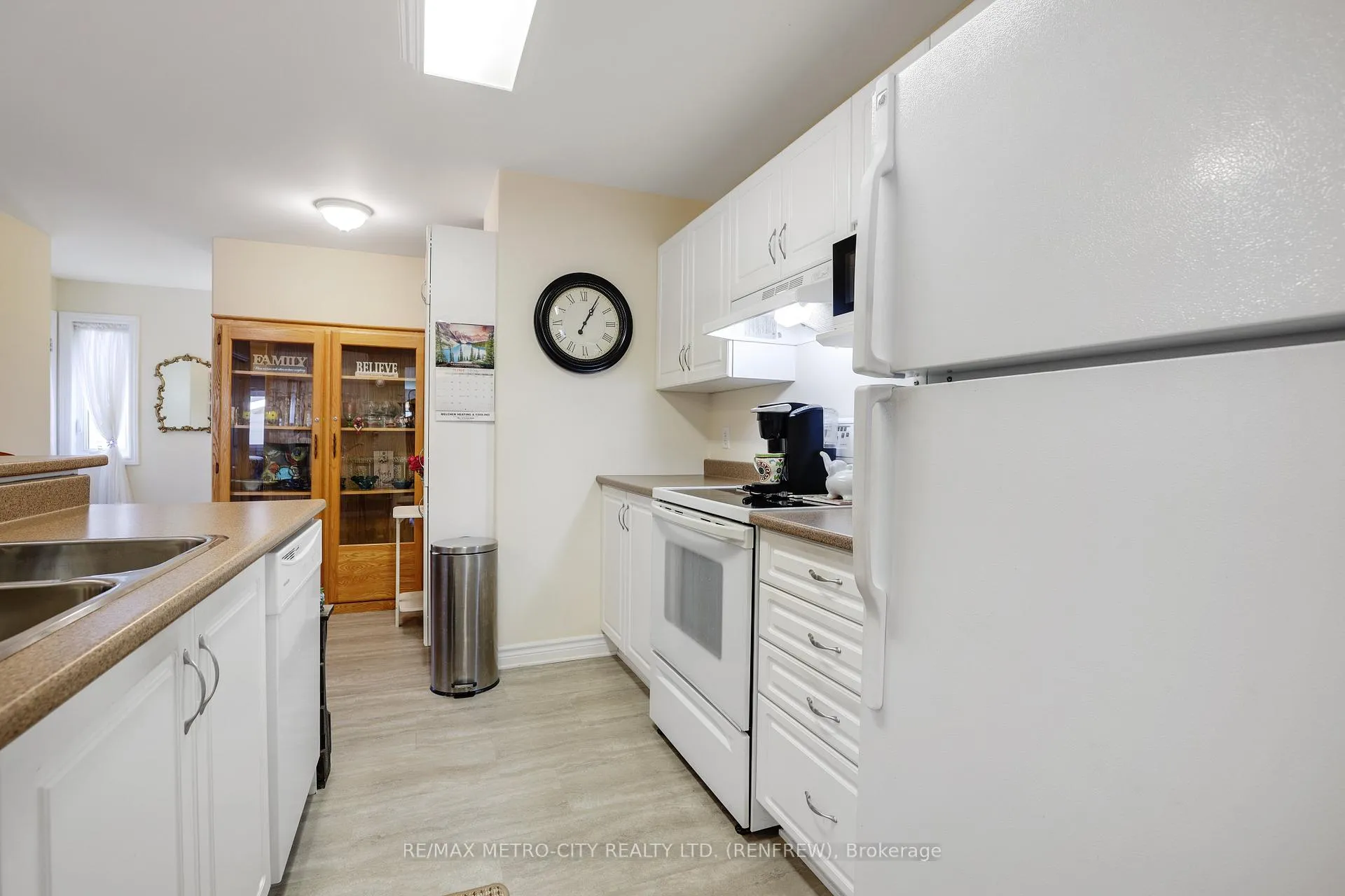Photo 13 of 178 Elk Street, Renfrew — HOMEH