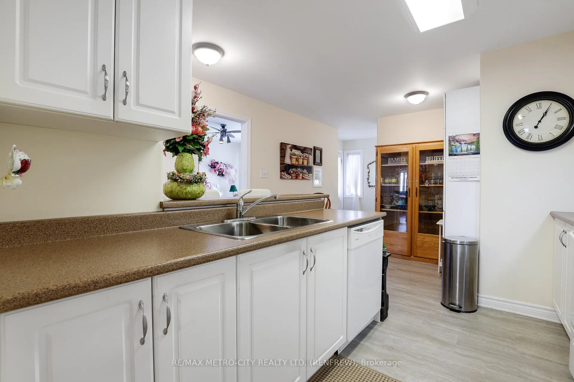 Photo 14 of 178 Elk Street, Renfrew — HOMEH