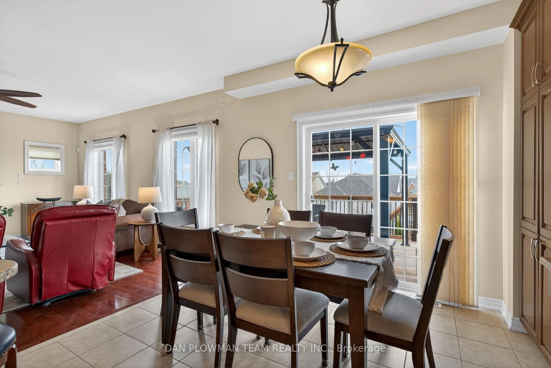 Photo 12 of 1609 Badgley Drive, Oshawa, Taunton — HOMEH