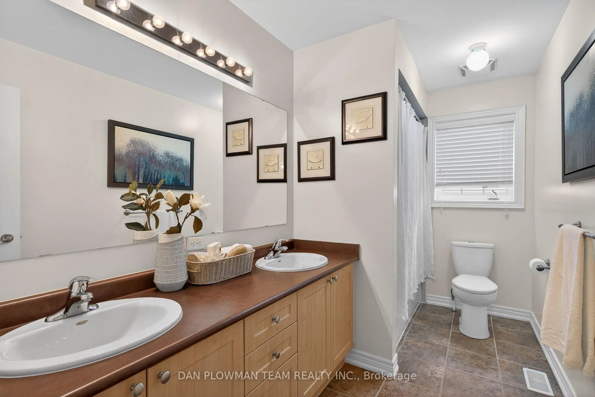 Photo 26 of 1609 Badgley Drive, Oshawa, Taunton — HOMEH