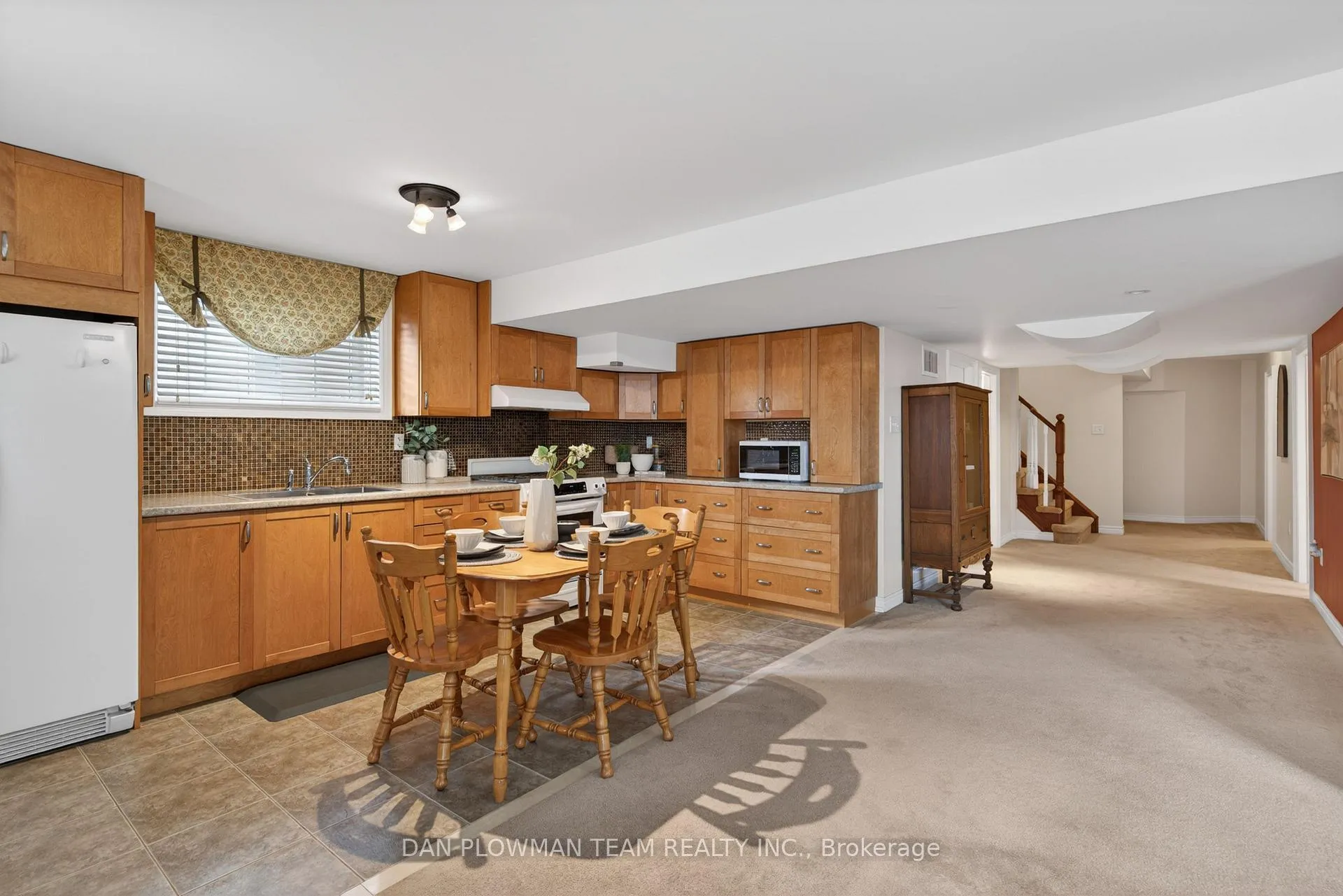 Photo 36 of 1609 Badgley Drive, Oshawa, Taunton — HOMEH
