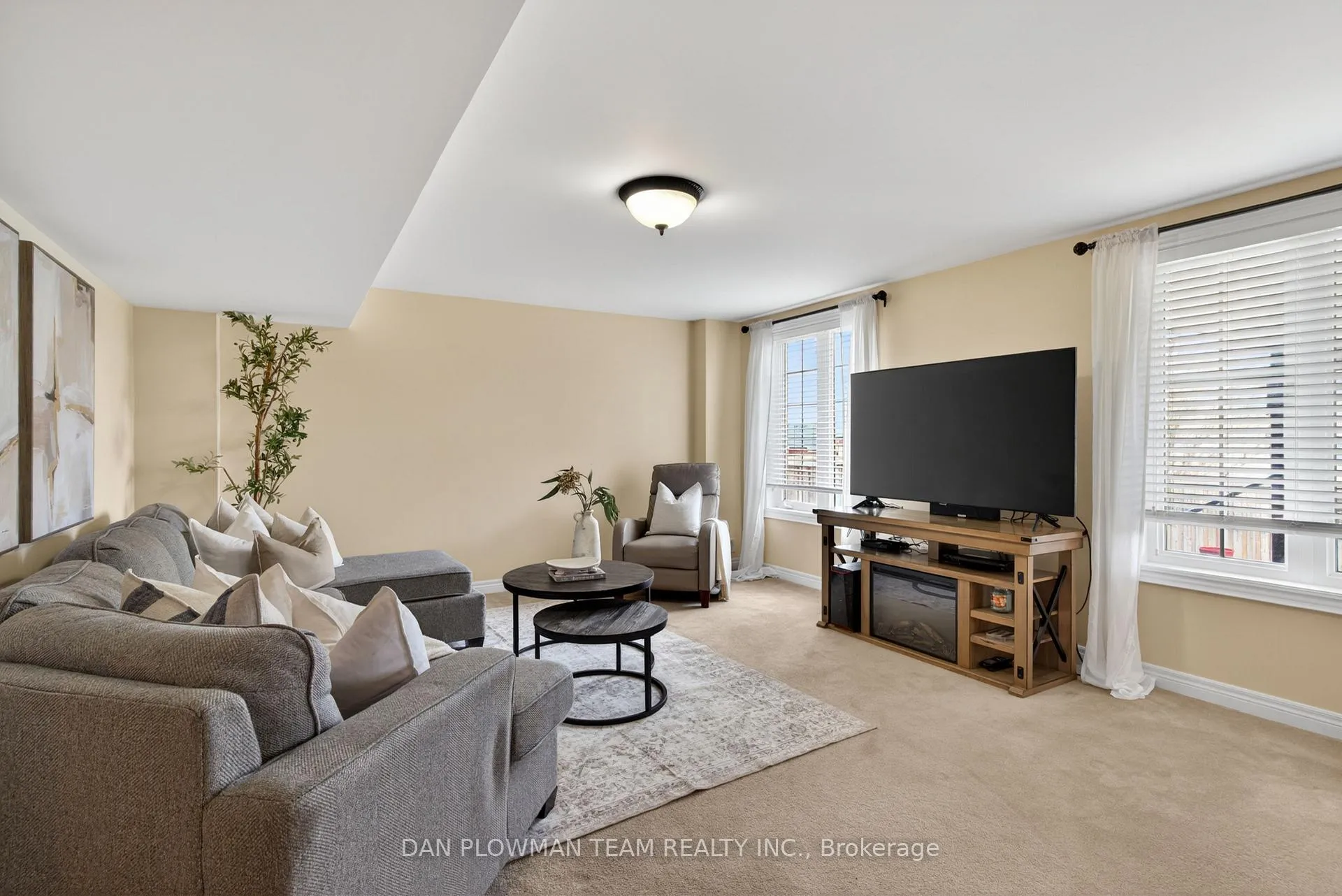Photo 38 of 1609 Badgley Drive, Oshawa, Taunton — HOMEH