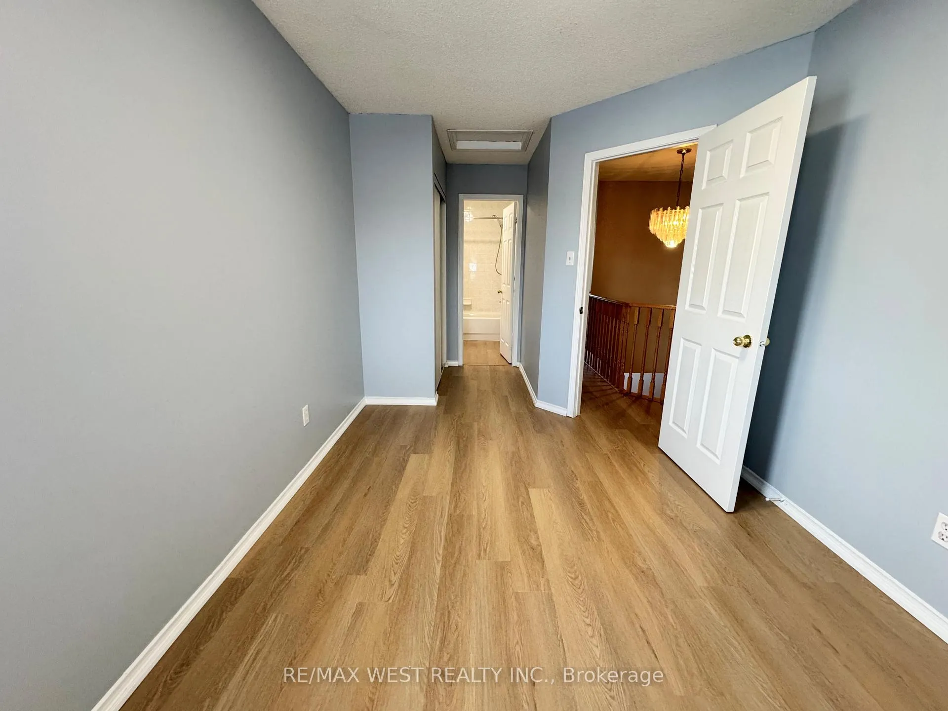 Photo 16 of 269 Pressed Brick Drive, Brampton, Brampton North — HOMEH