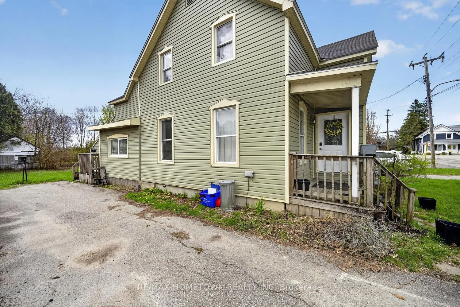Photo 3 of 24 William Street, Edwardsburgh/Cardinal, Town of Cardinal — HOMEH