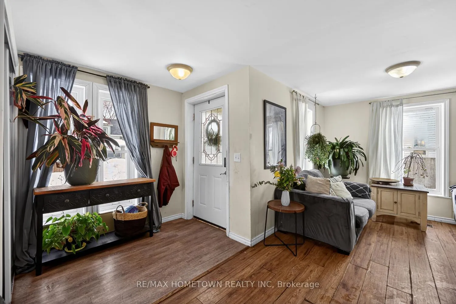 Photo 8 of 24 William Street, Edwardsburgh/Cardinal, Town of Cardinal — HOMEH