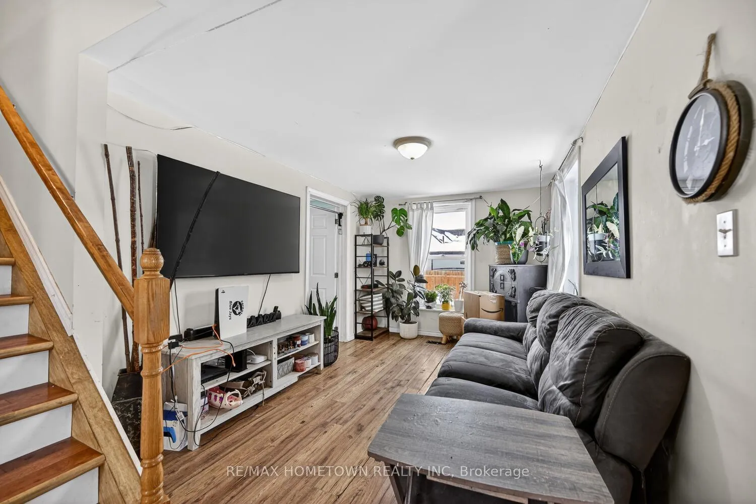 Photo 12 of 24 William Street, Edwardsburgh/Cardinal, Town of Cardinal — HOMEH