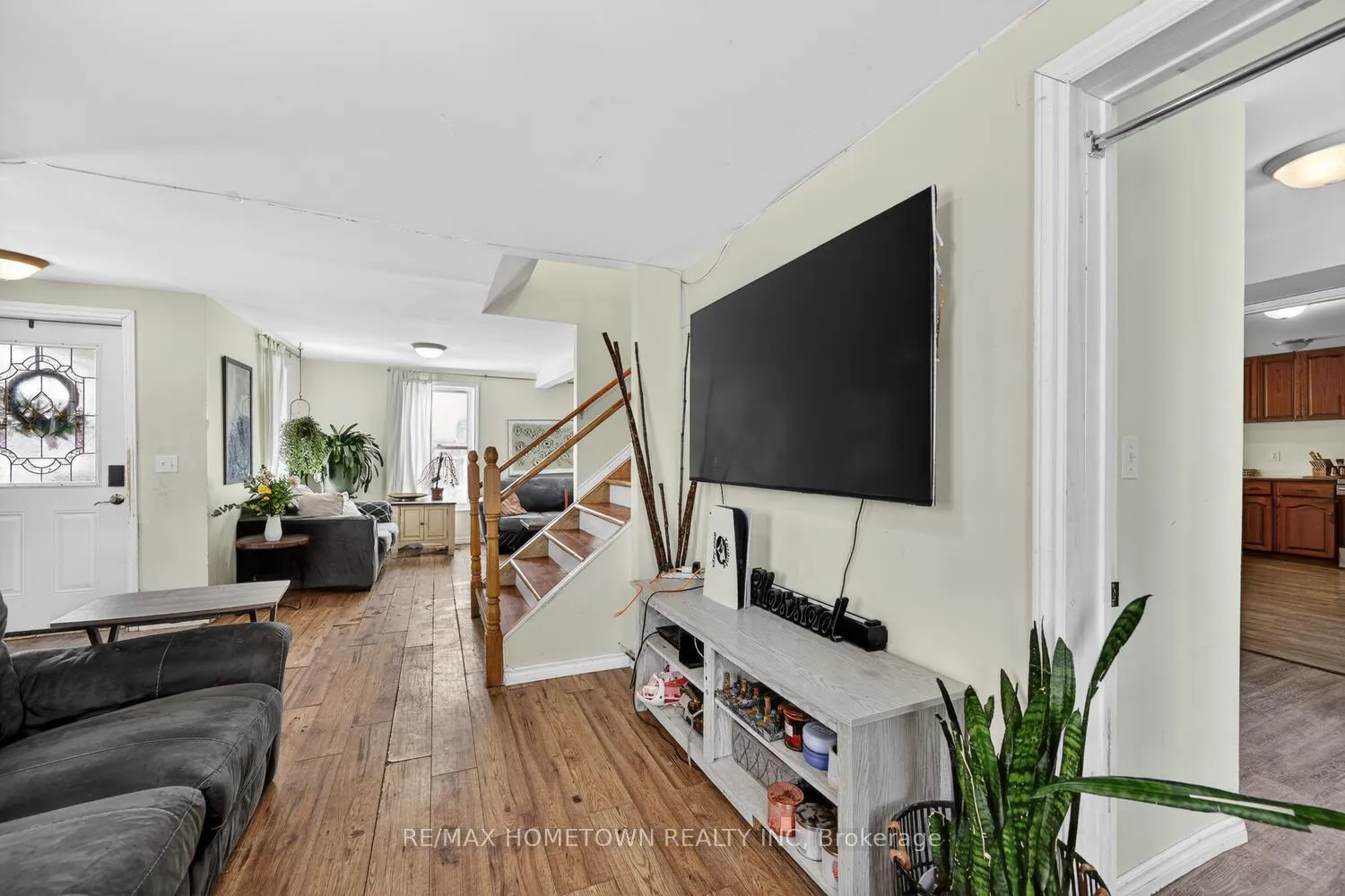 Photo 13 of 24 William Street, Edwardsburgh/Cardinal, Town of Cardinal — HOMEH
