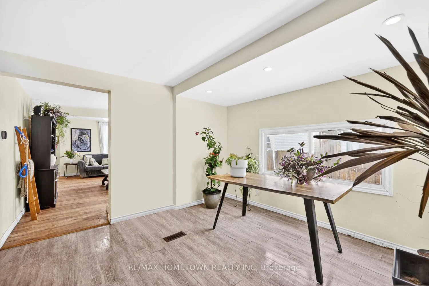 Photo 14 of 24 William Street, Edwardsburgh/Cardinal, Town of Cardinal — HOMEH