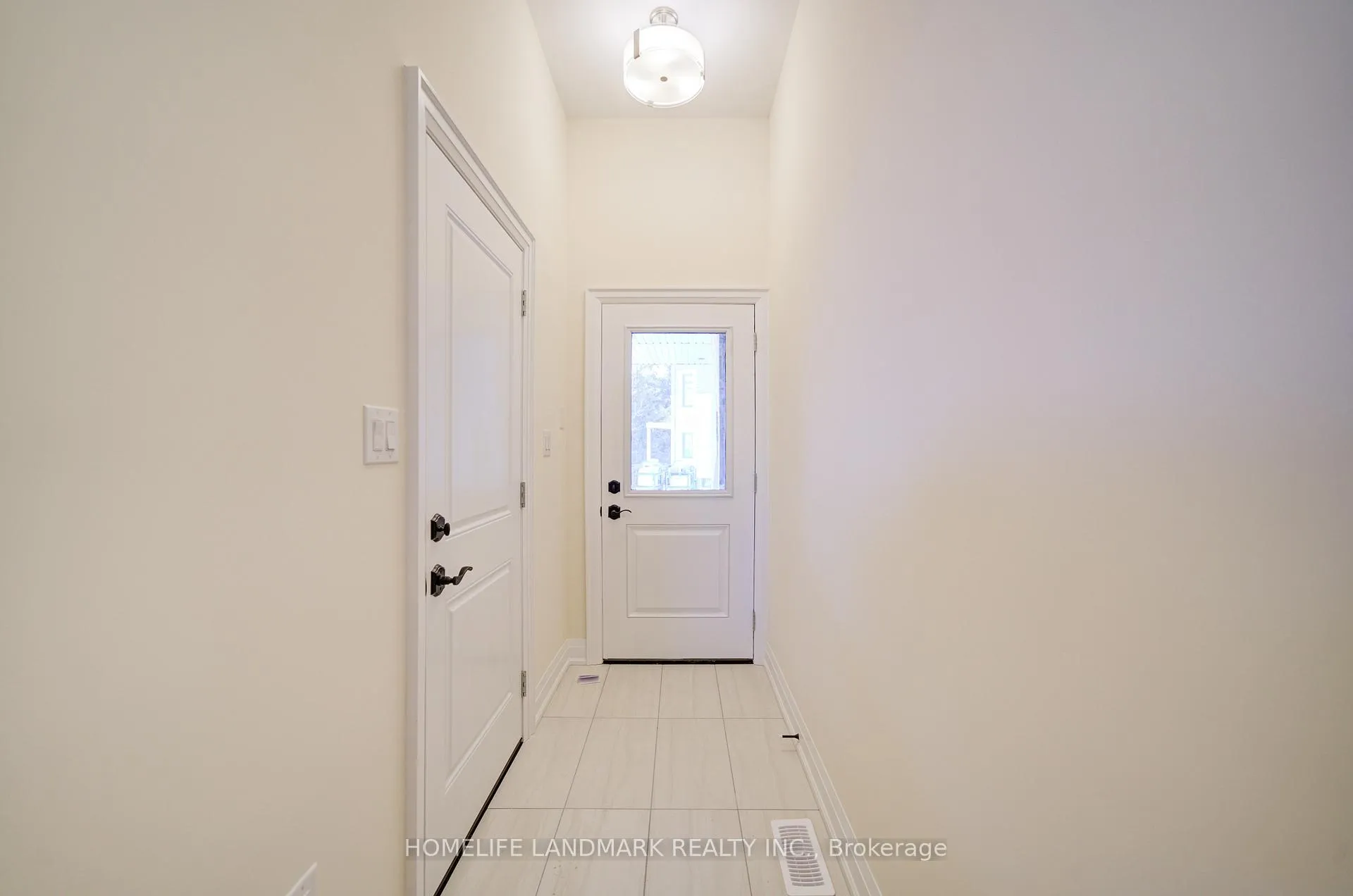 Photo 3 of 4285 Major Mackenzie Drive E, Markham, Angus Glen — HOMEH