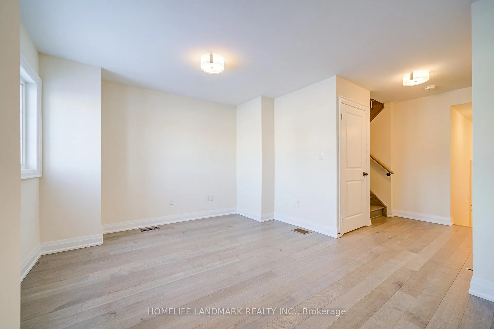 Photo 4 of 4285 Major Mackenzie Drive E, Markham, Angus Glen — HOMEH