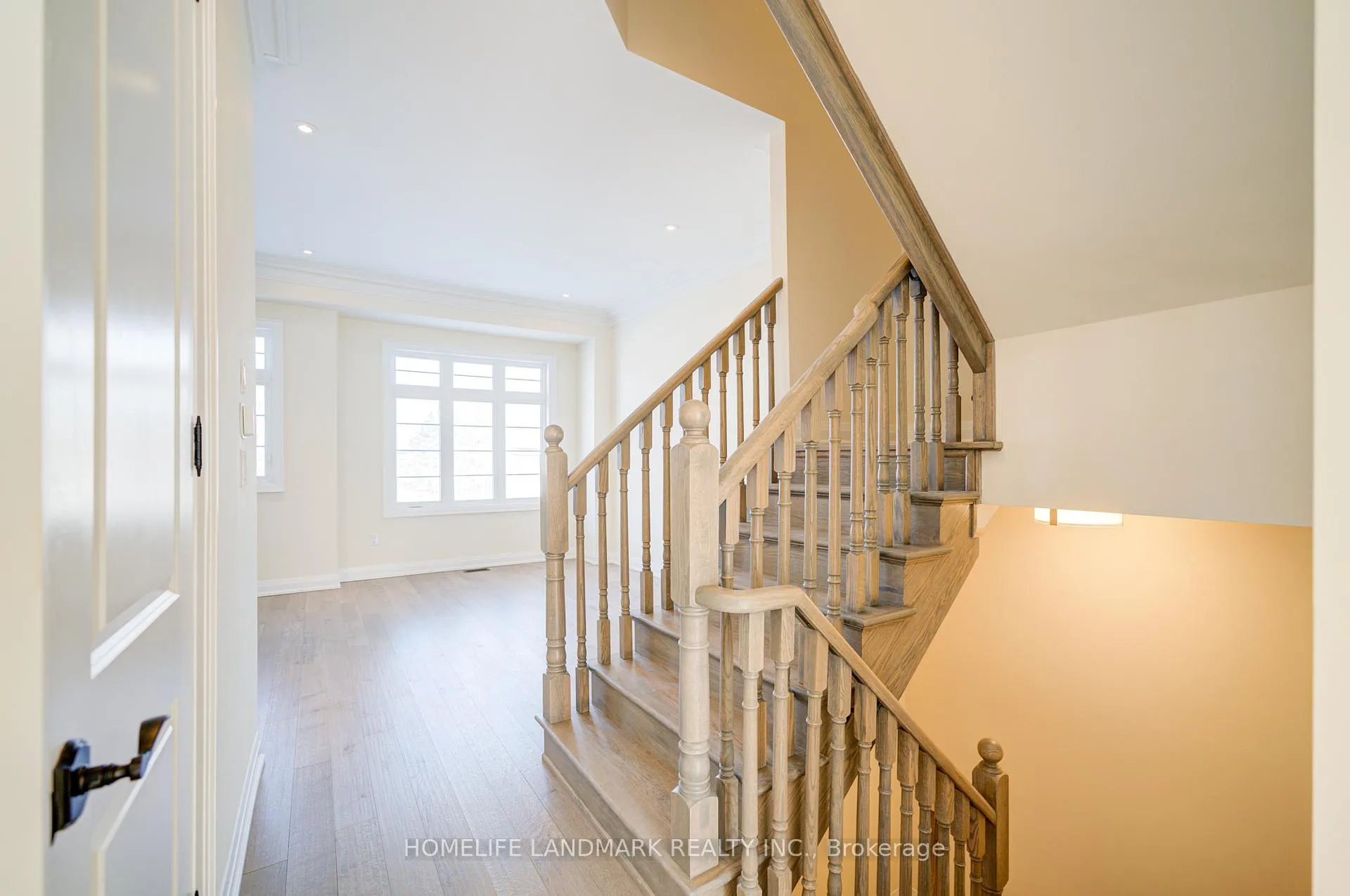Photo 6 of 4285 Major Mackenzie Drive E, Markham, Angus Glen — HOMEH