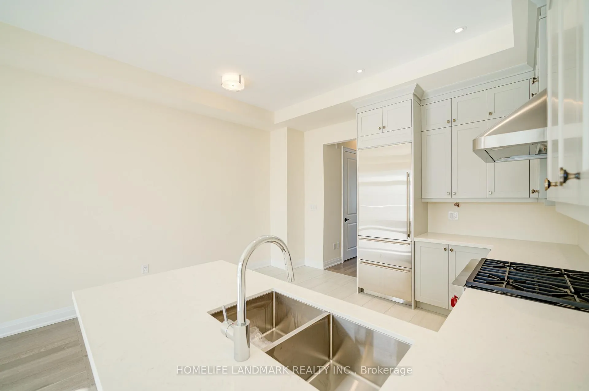 Photo 14 of 4285 Major Mackenzie Drive E, Markham, Angus Glen — HOMEH