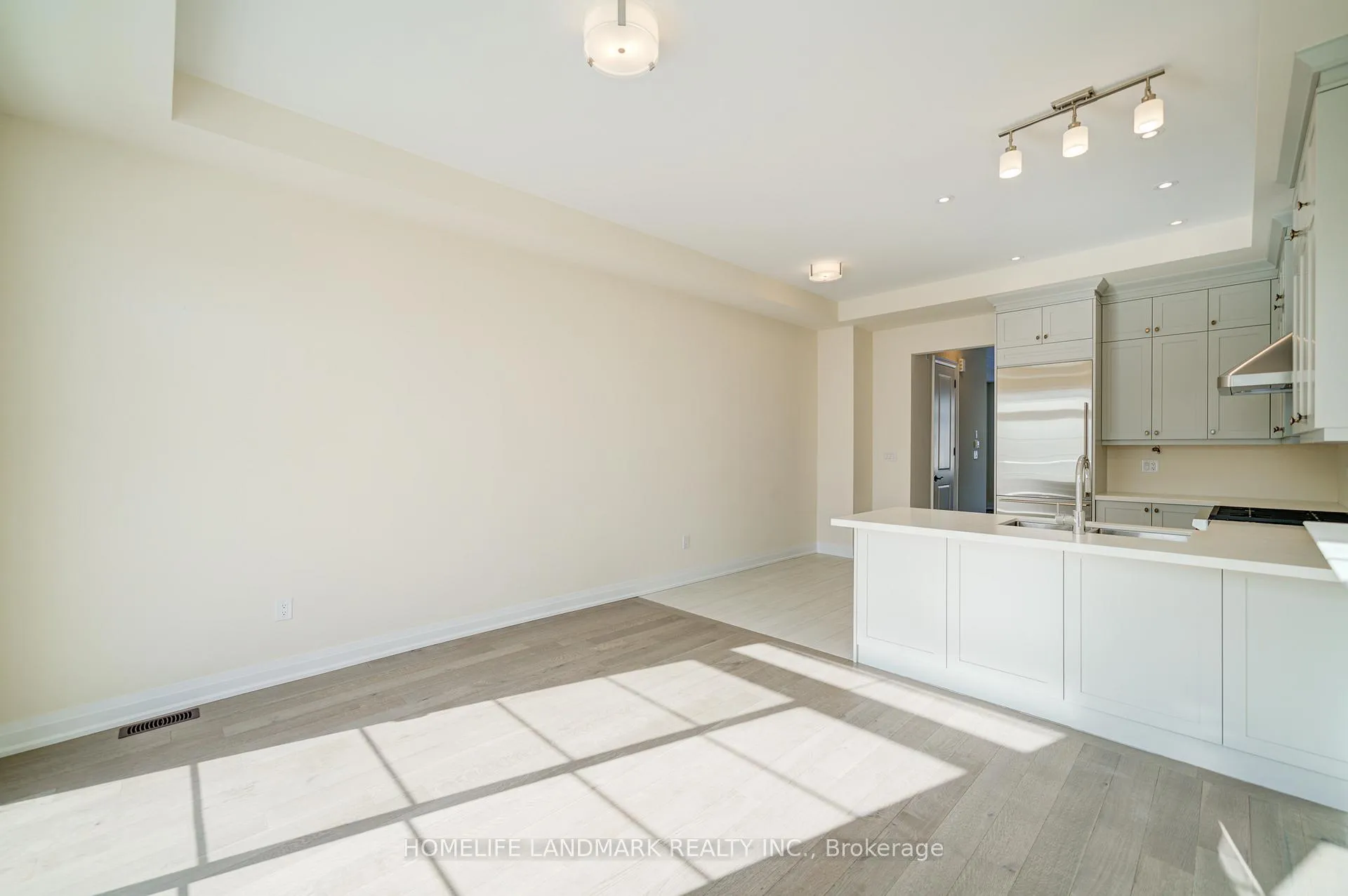 Photo 16 of 4285 Major Mackenzie Drive E, Markham, Angus Glen — HOMEH