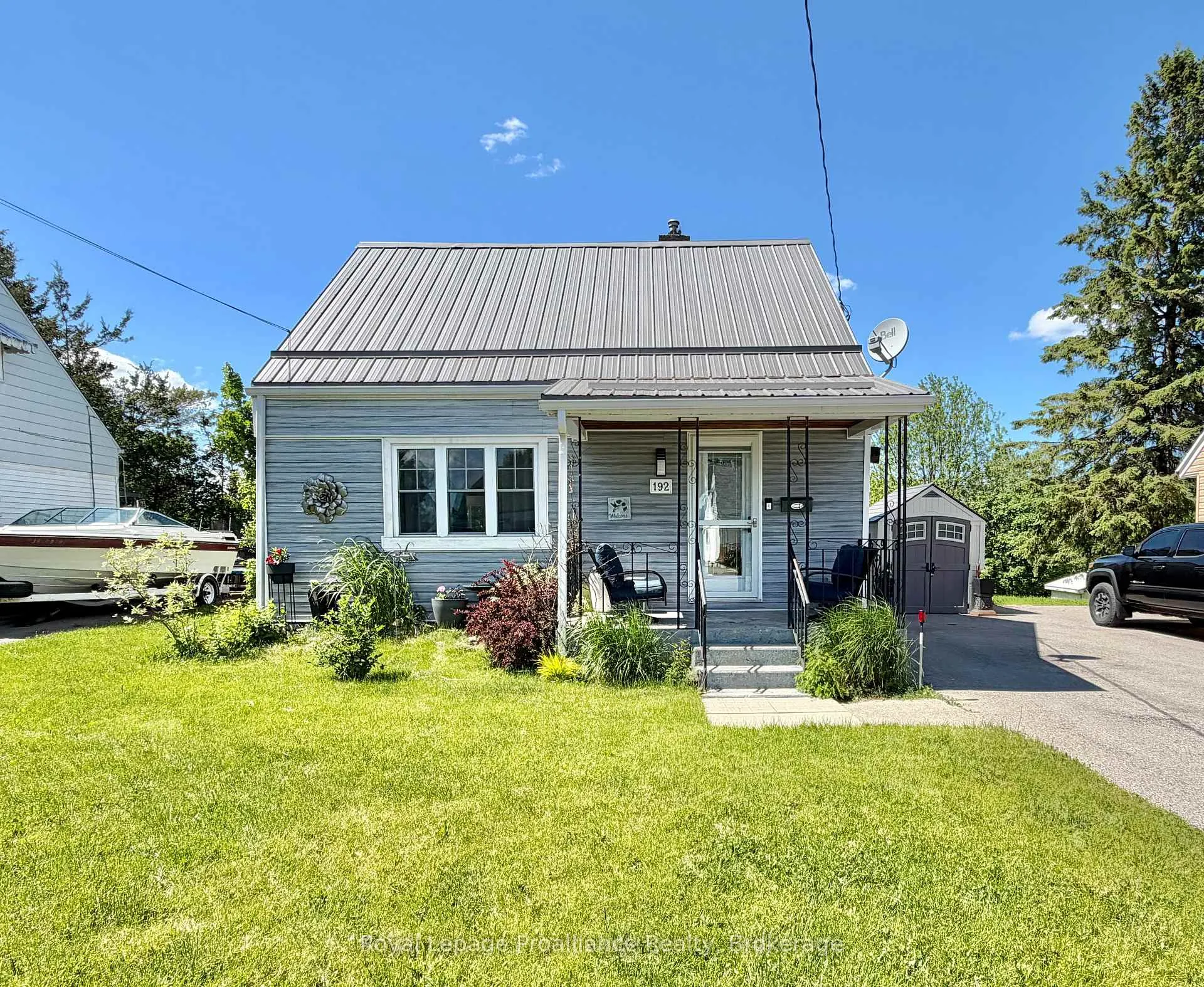 Photo 1 of 192 Pine Street, Belleville, Belleville Ward — HOMEH