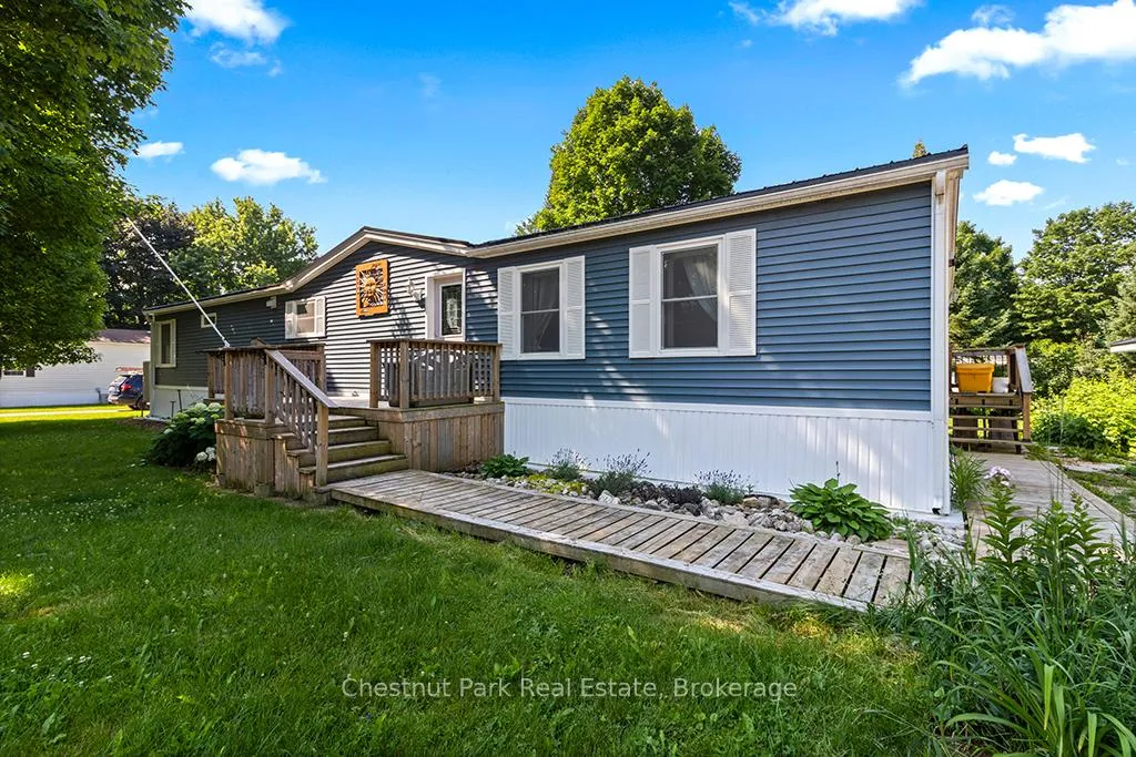 Photo 4 of Unit MH15, 684138 Sideroad 30, Chatsworth — HOMEH