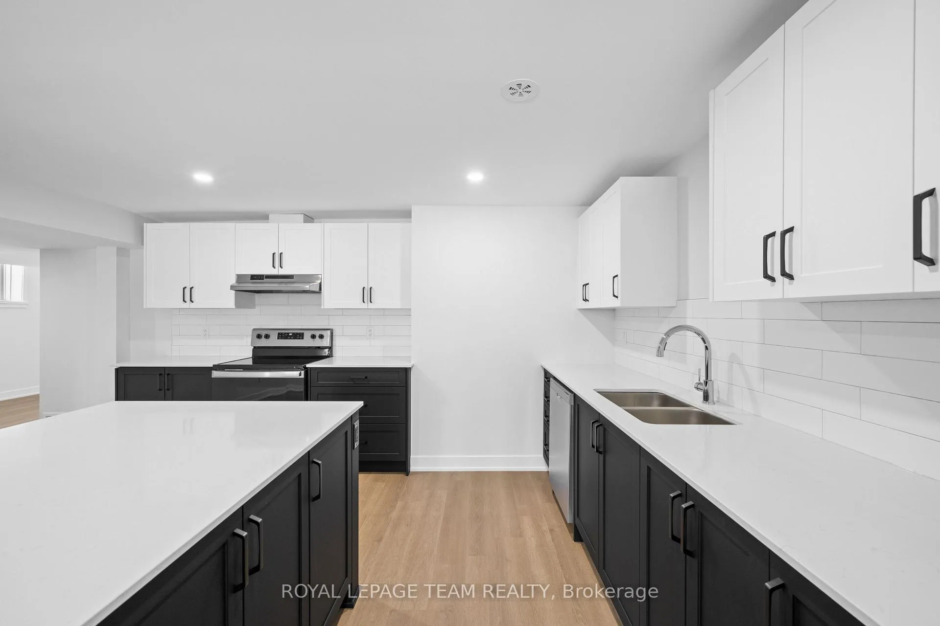 Photo 15 of Unit 2, 1102 Moore Street, Brockville — HOMEH