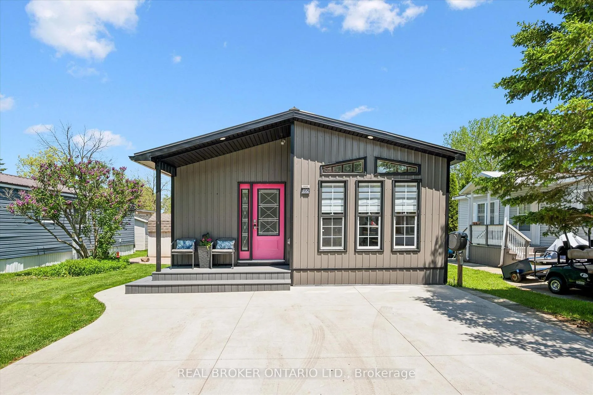 Photo of 490 Spruce Street