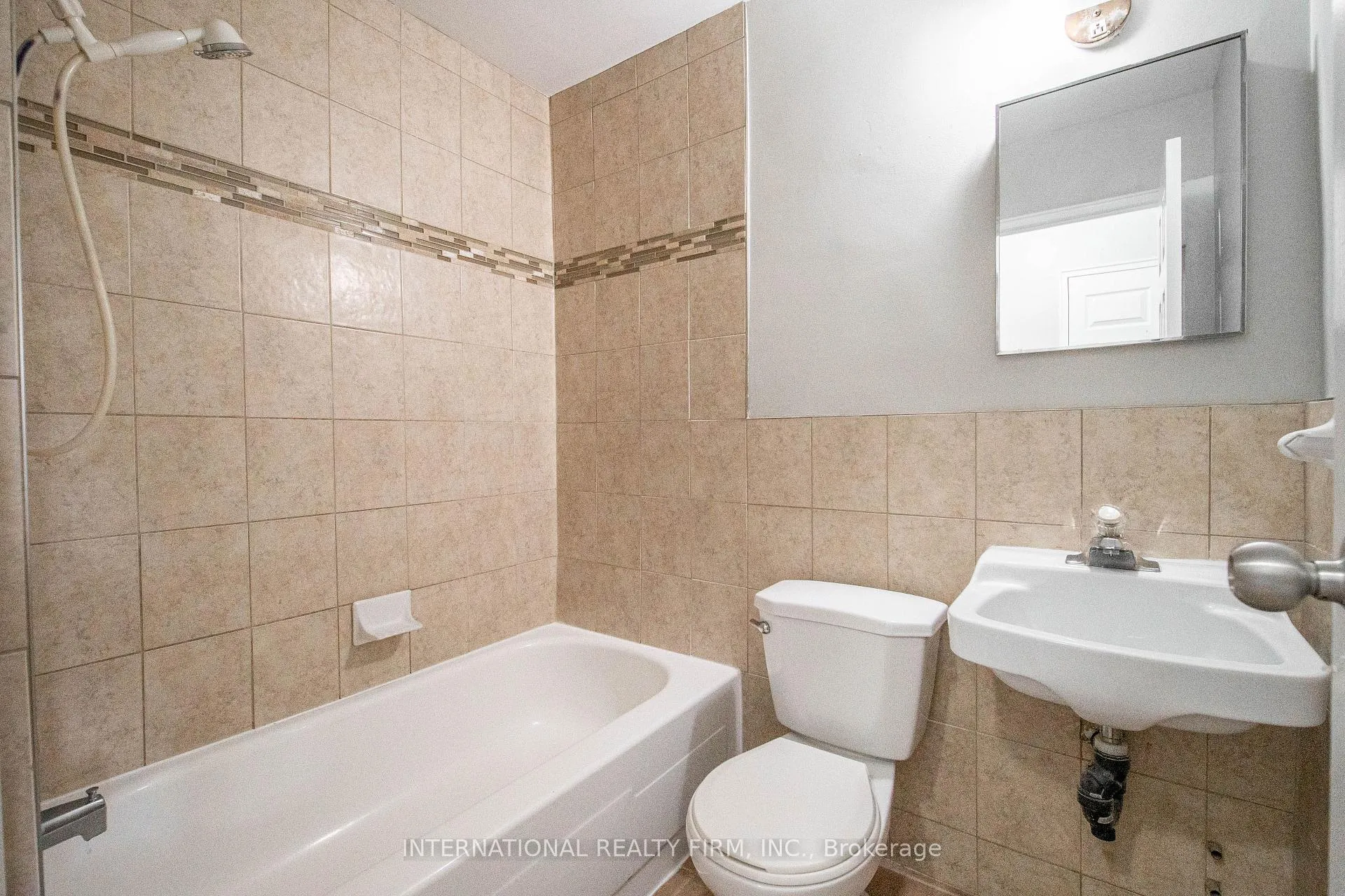 Photo 17 of Unit 206, 93 High Street, London, South A — HOMEH