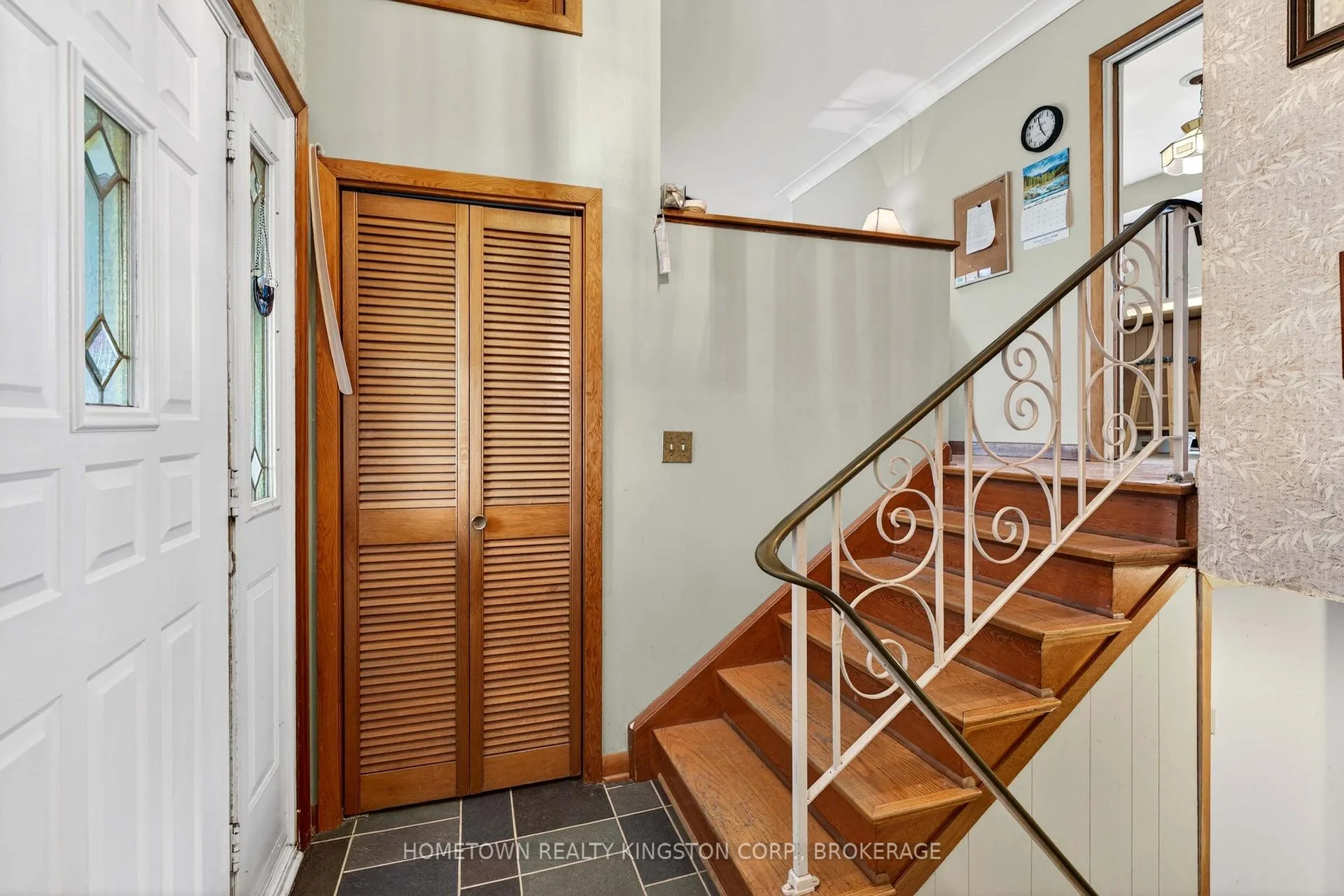 Photo 3 of 114 Campbell Crescent, Kingston, Central City West — HOMEH