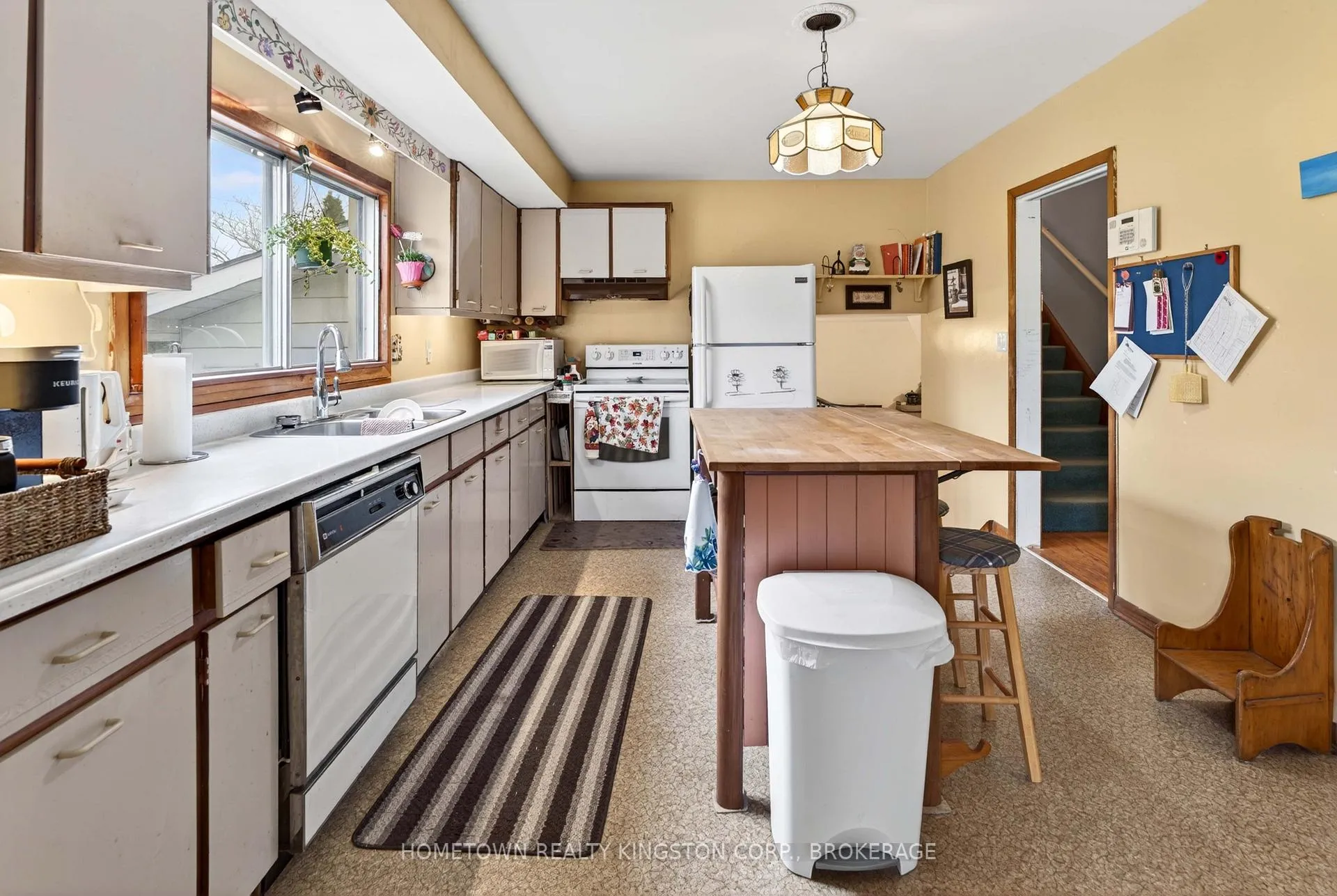 Photo 7 of 114 Campbell Crescent, Kingston, Central City West — HOMEH
