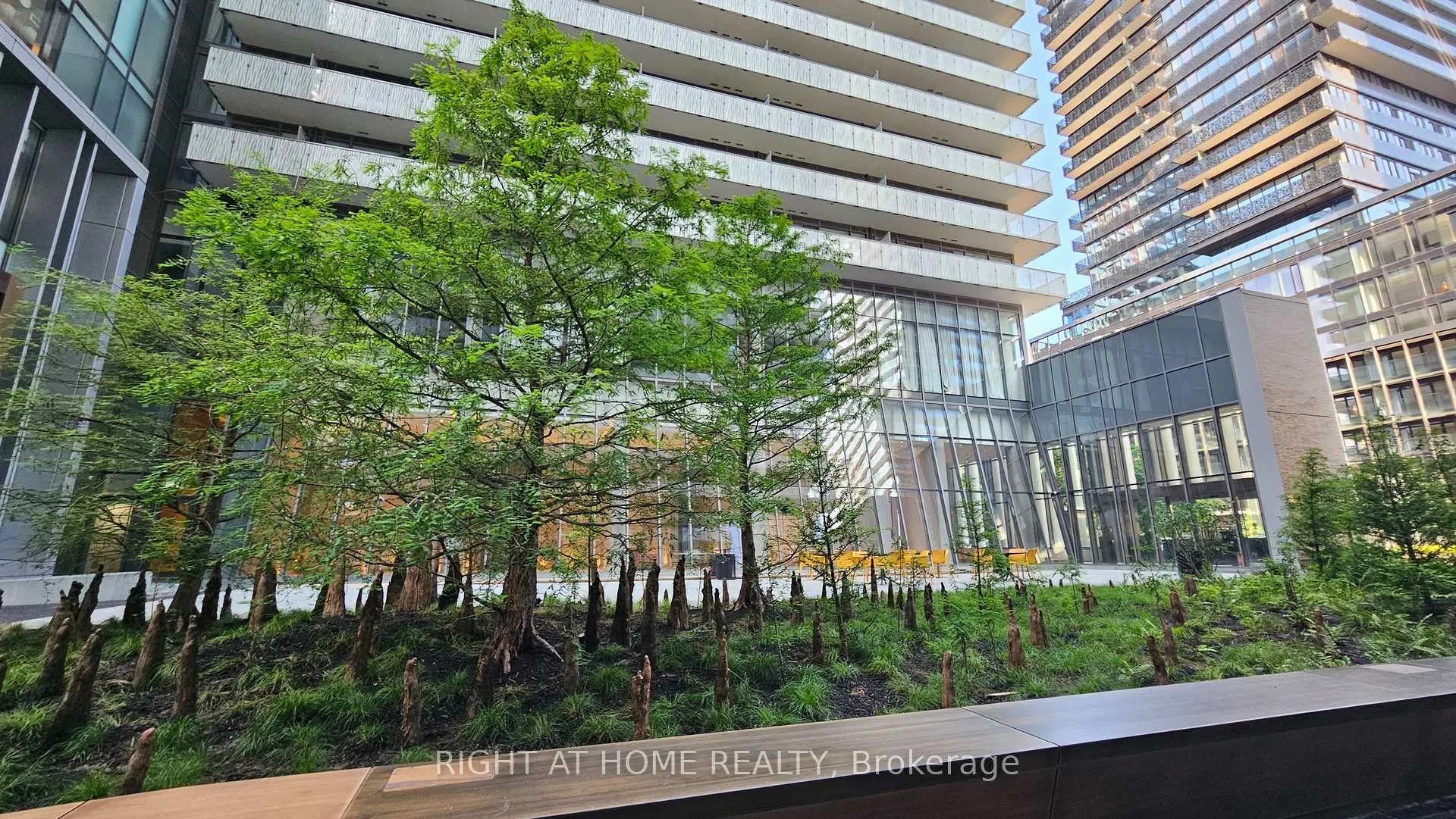 Photo 5 of Unit 3613, 50 Charles St E Street, Toronto, Church-Yonge Corridor — HOMEH
