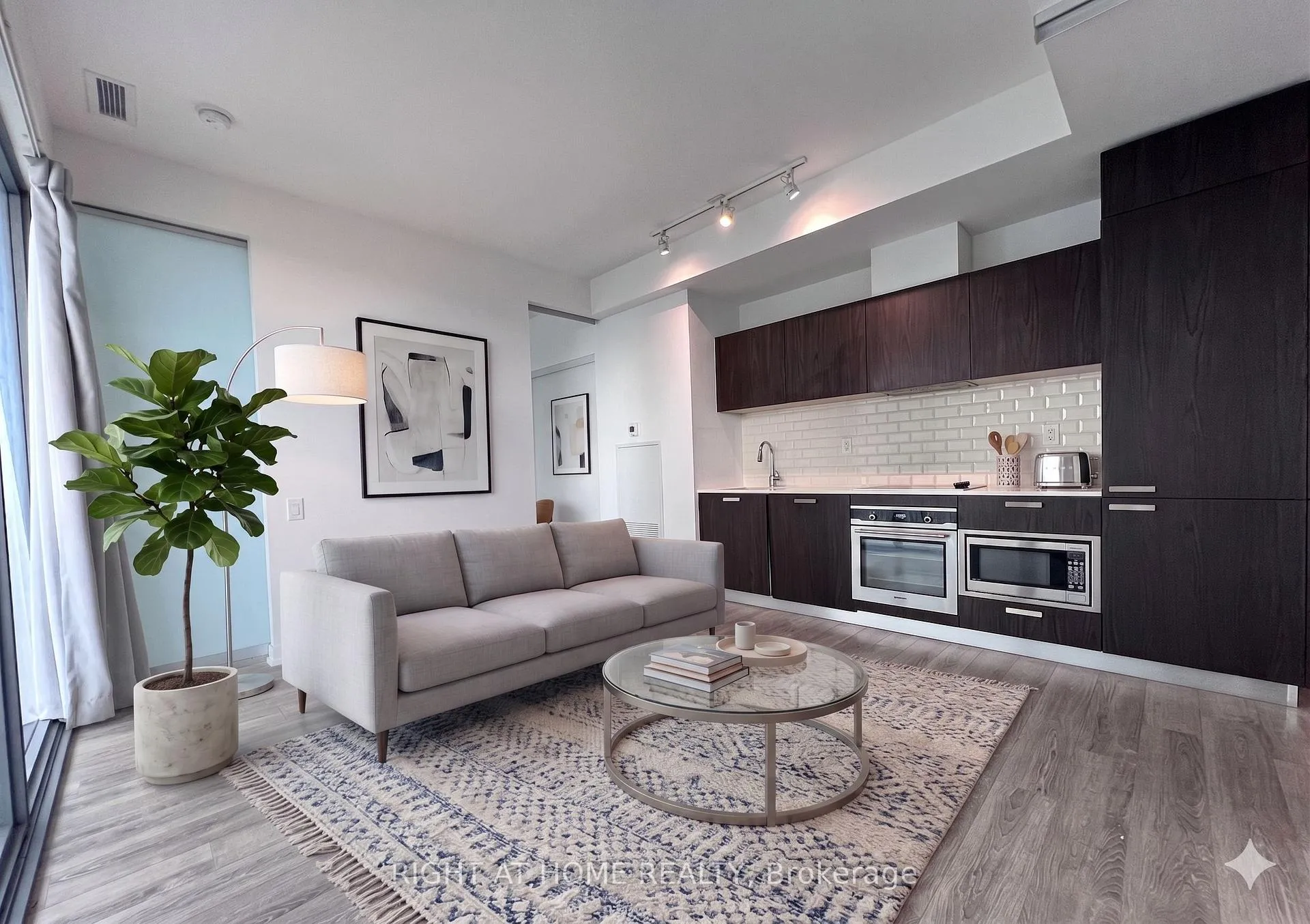 Photo 9 of Unit 3613, 50 Charles St E Street, Toronto, Church-Yonge Corridor — HOMEH