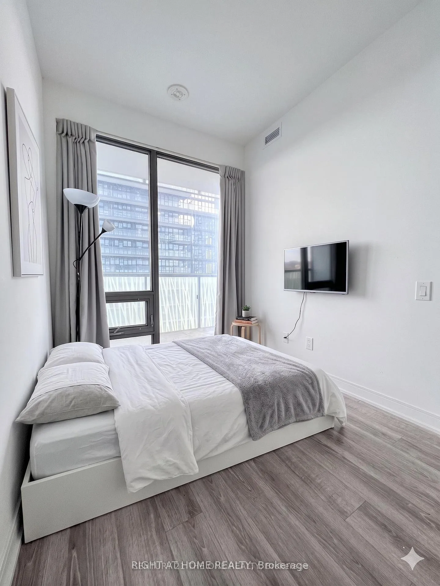Photo 11 of Unit 3613, 50 Charles St E Street, Toronto, Church-Yonge Corridor — HOMEH
