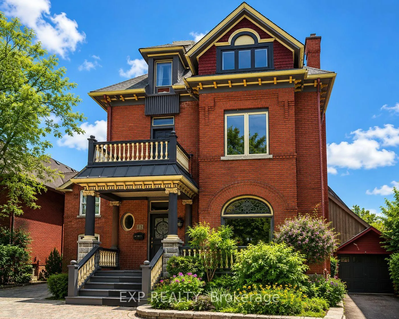 Front of Unit 1, 12 Somerset Street W