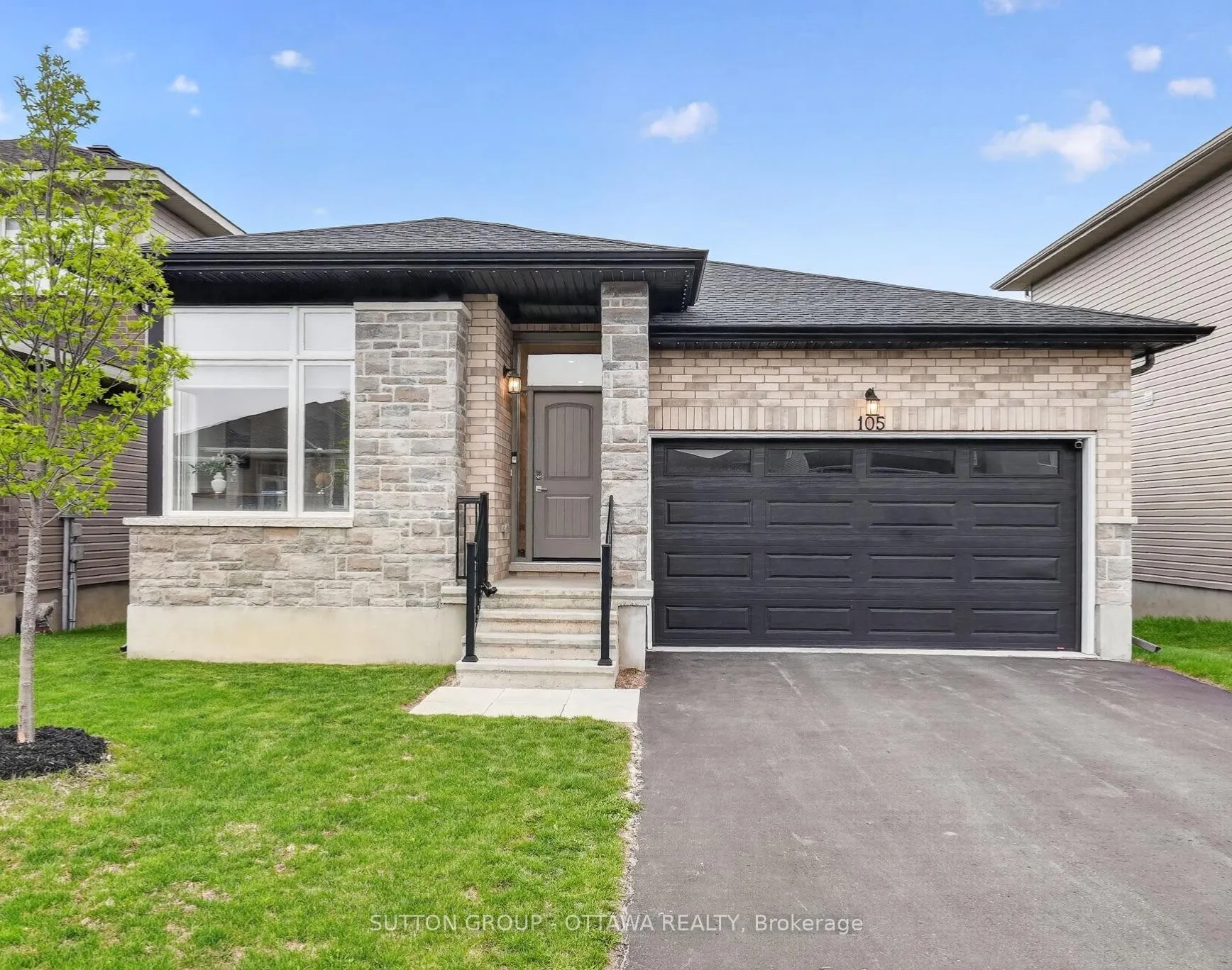 Front of 105 Dunlop Road